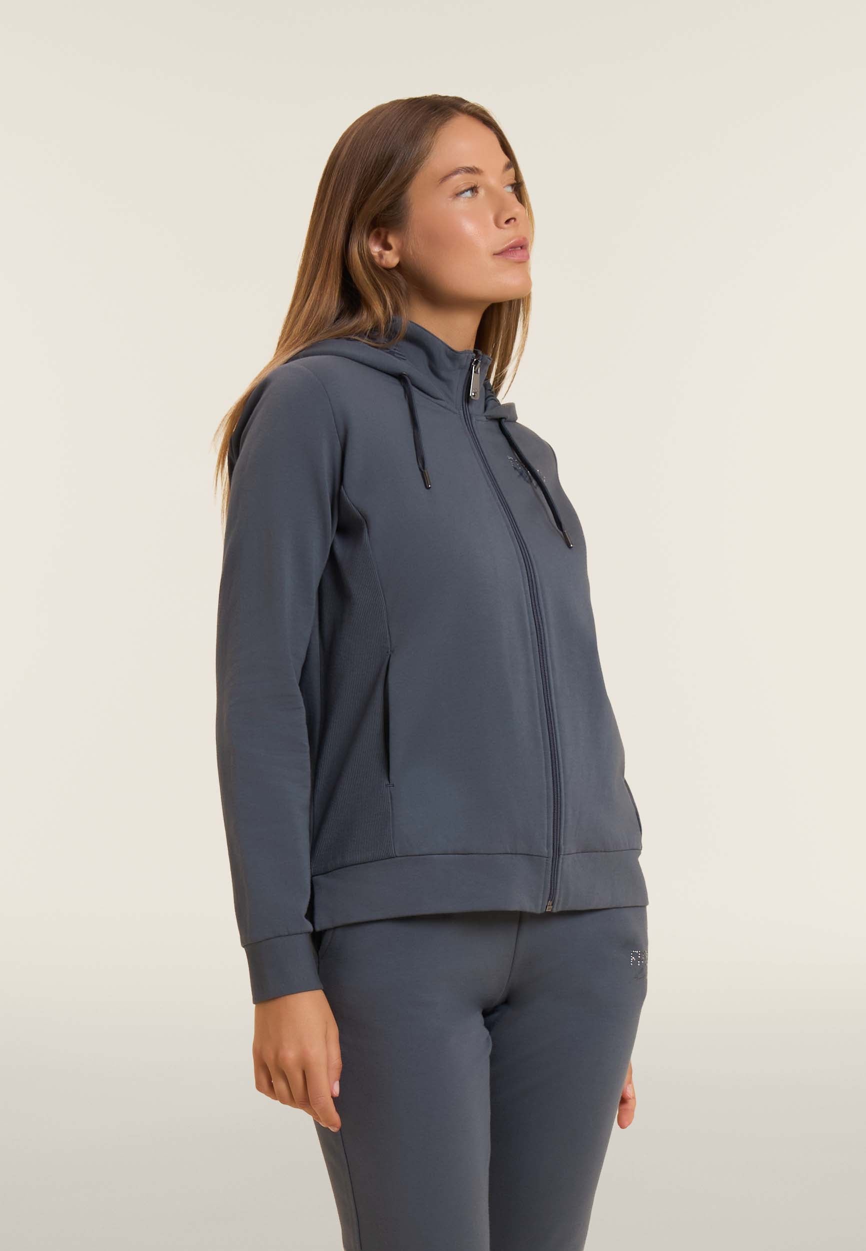 Hoodie with turtleneck and ribbed inserts