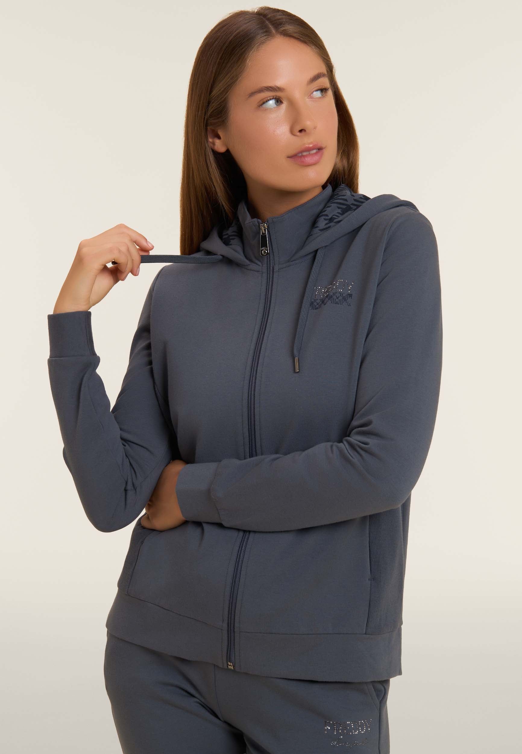 Hoodie with turtleneck and ribbed inserts