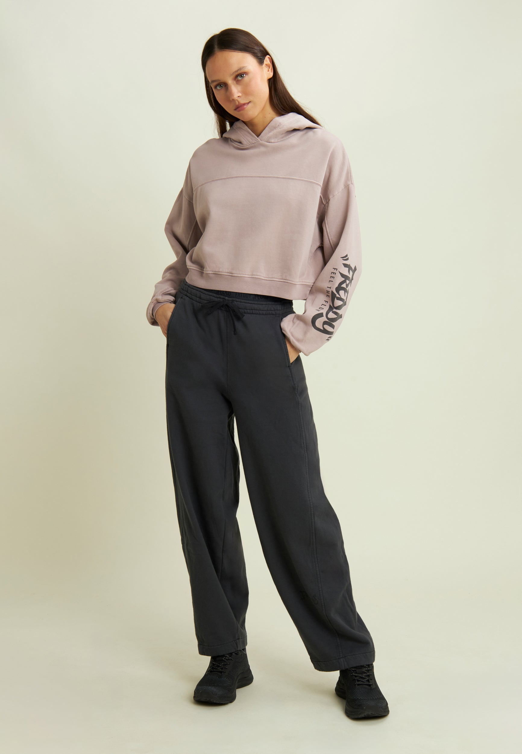 F25WUFP2_G104_-_W_M 1