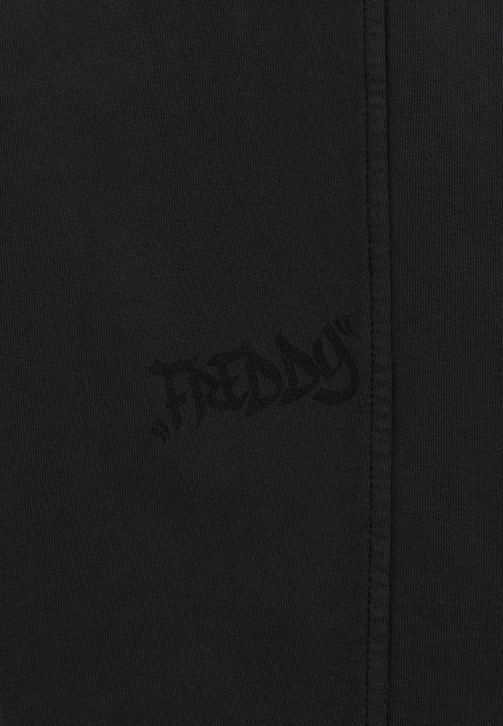 F25WUFP2_G104_-_W_M 7