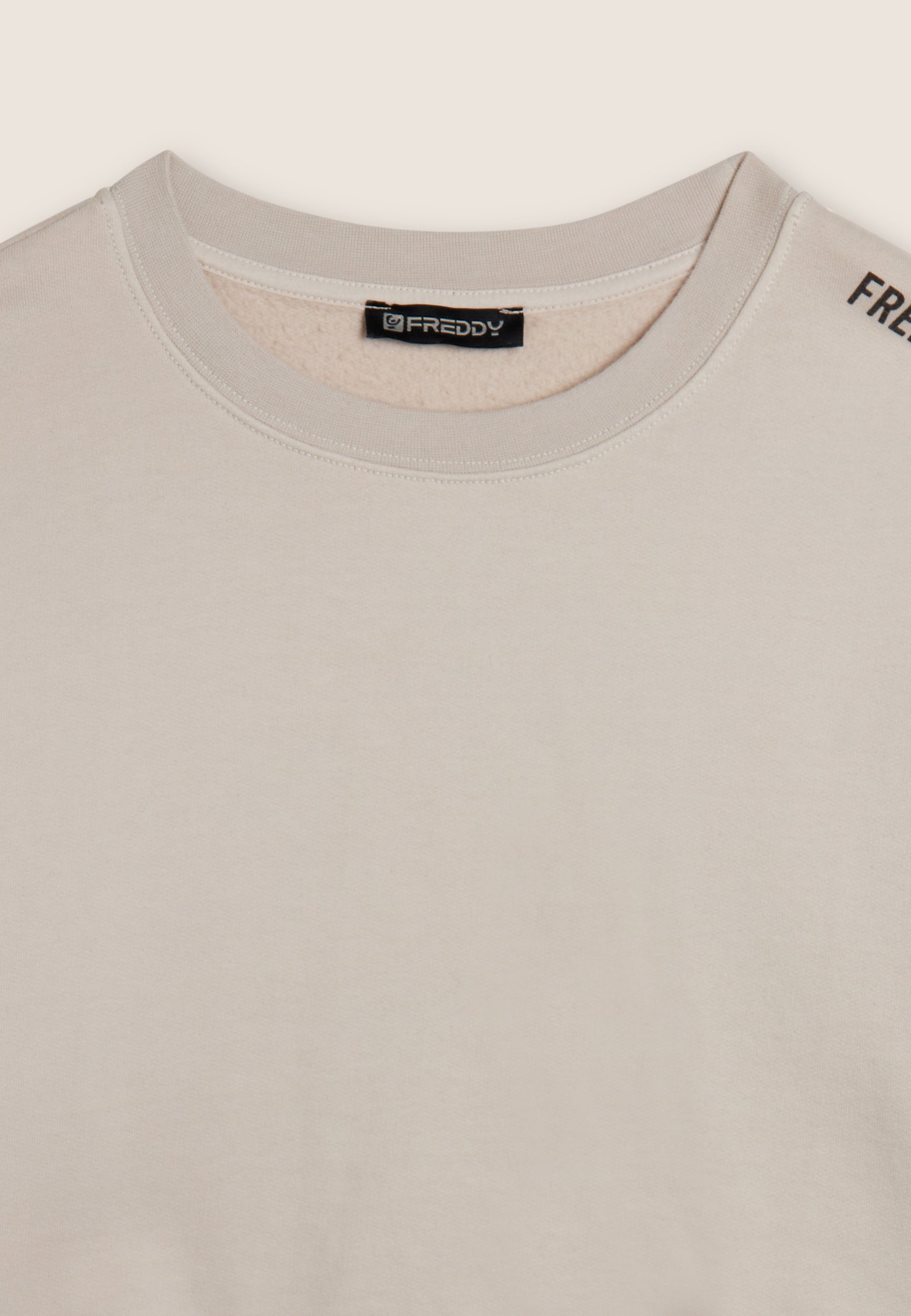 F25WUFS2_I42_-_W_L 7