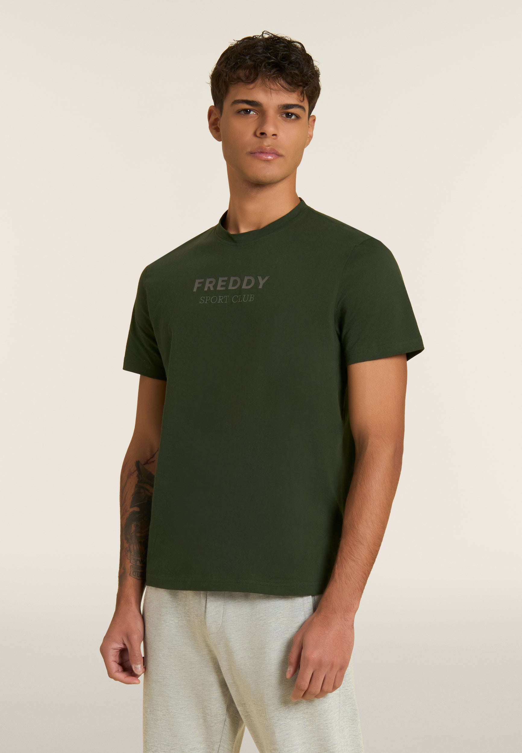 F26MEST1_V149_-_M_3XL 2