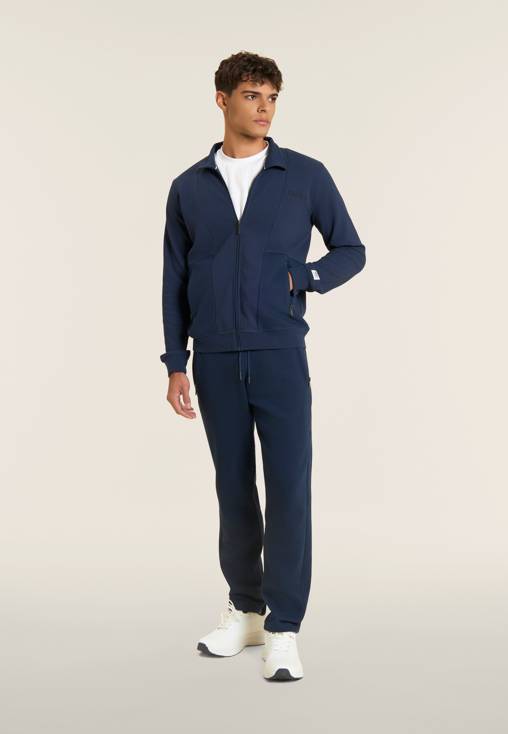F26MTRS7_B28_-_M_3XL 1
