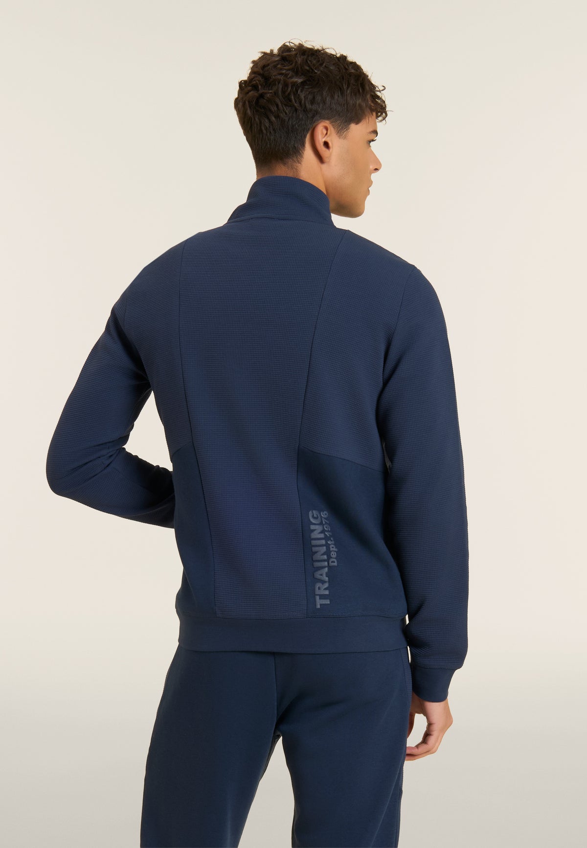 F26MTRS7_B28_-_M_3XL 3