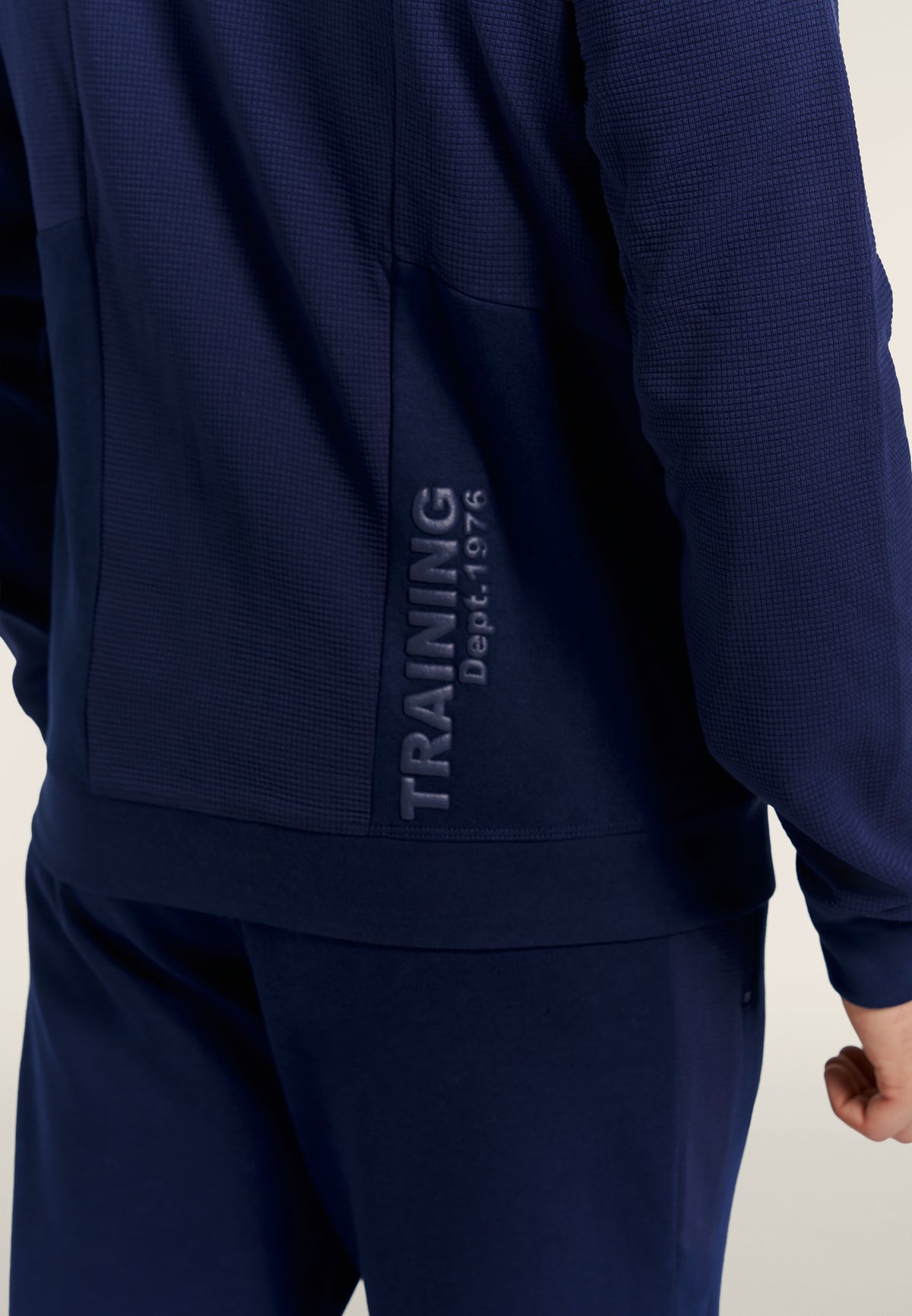 F26MTRS7_B28_-_M_3XL 4