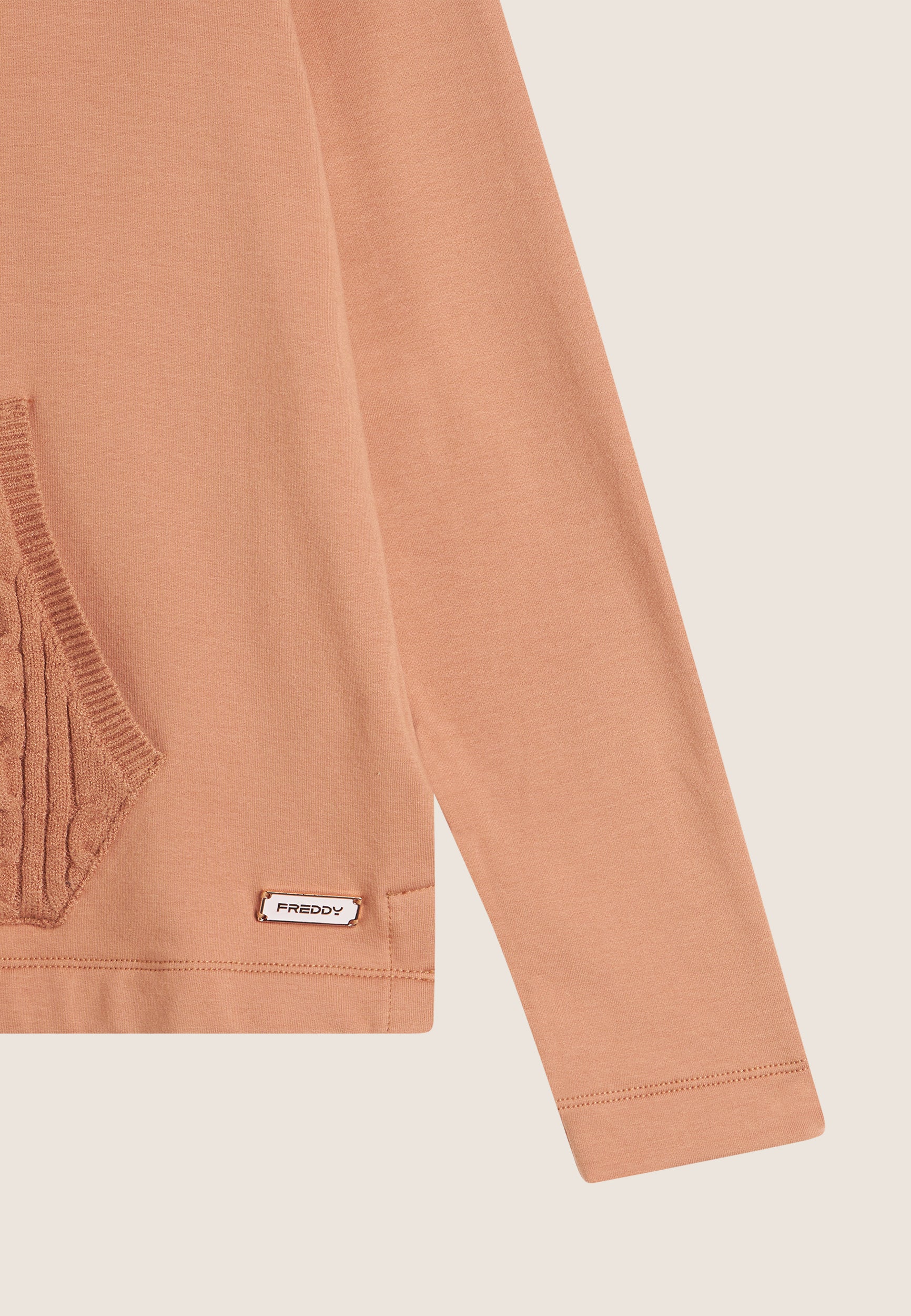Cable knit tricot hoodie with a pouch pocket