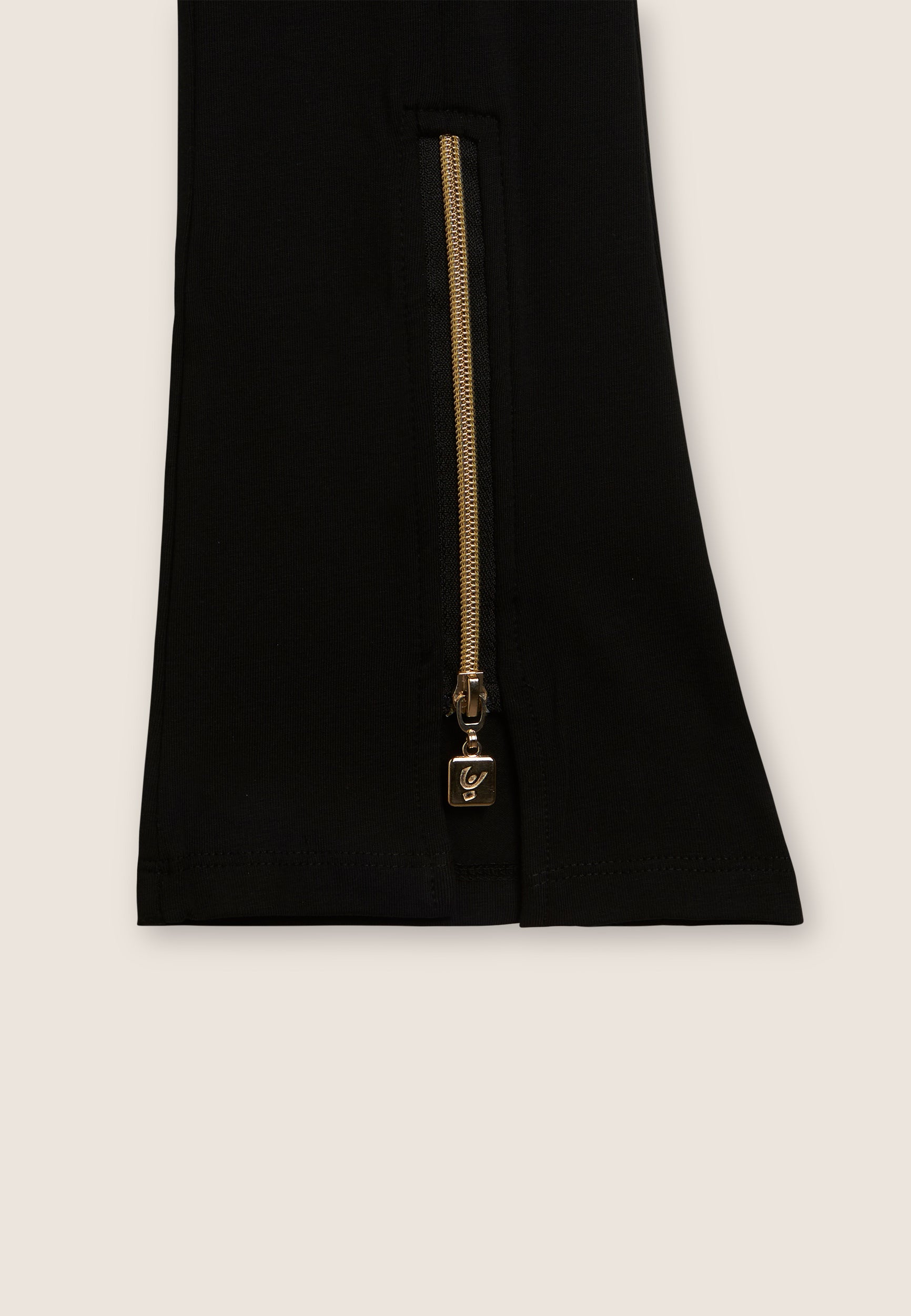 FR2099_2F5001_-_2BG_10 3