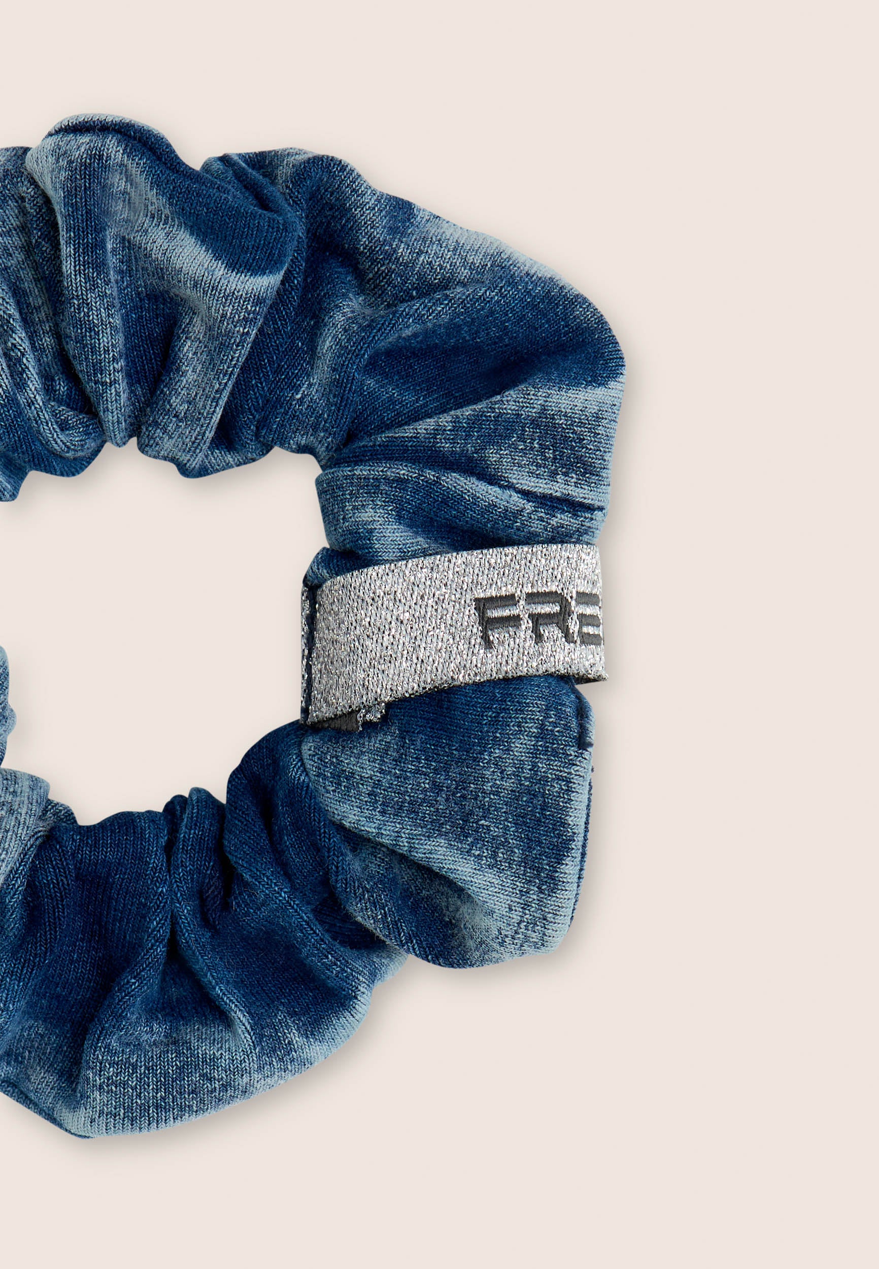 HAIRTIE-DENIMWASH_J108B_-_6_U 3
