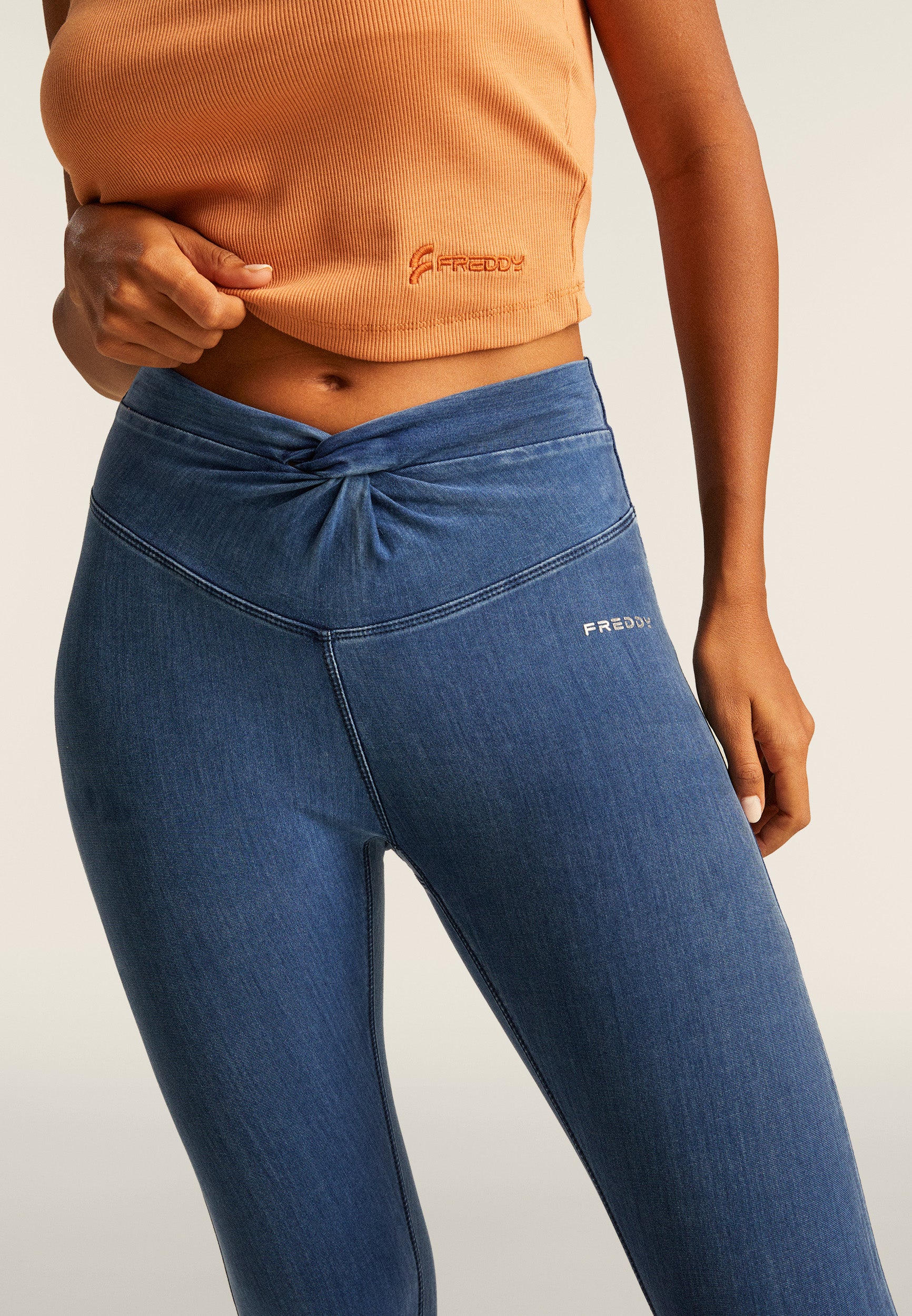 NOWYL4HS2502ORG_J4B_-_W_S 5