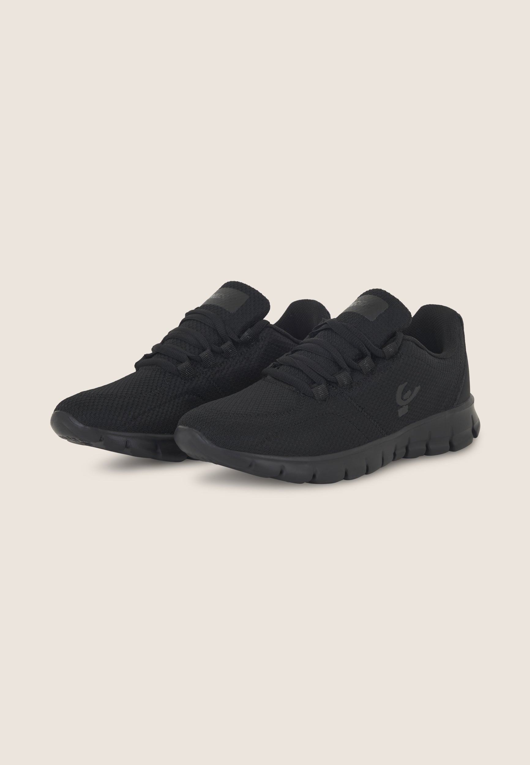 FREDDYシューズ黒24cm Women fitness trainers and sport shoes: online store | Freddy