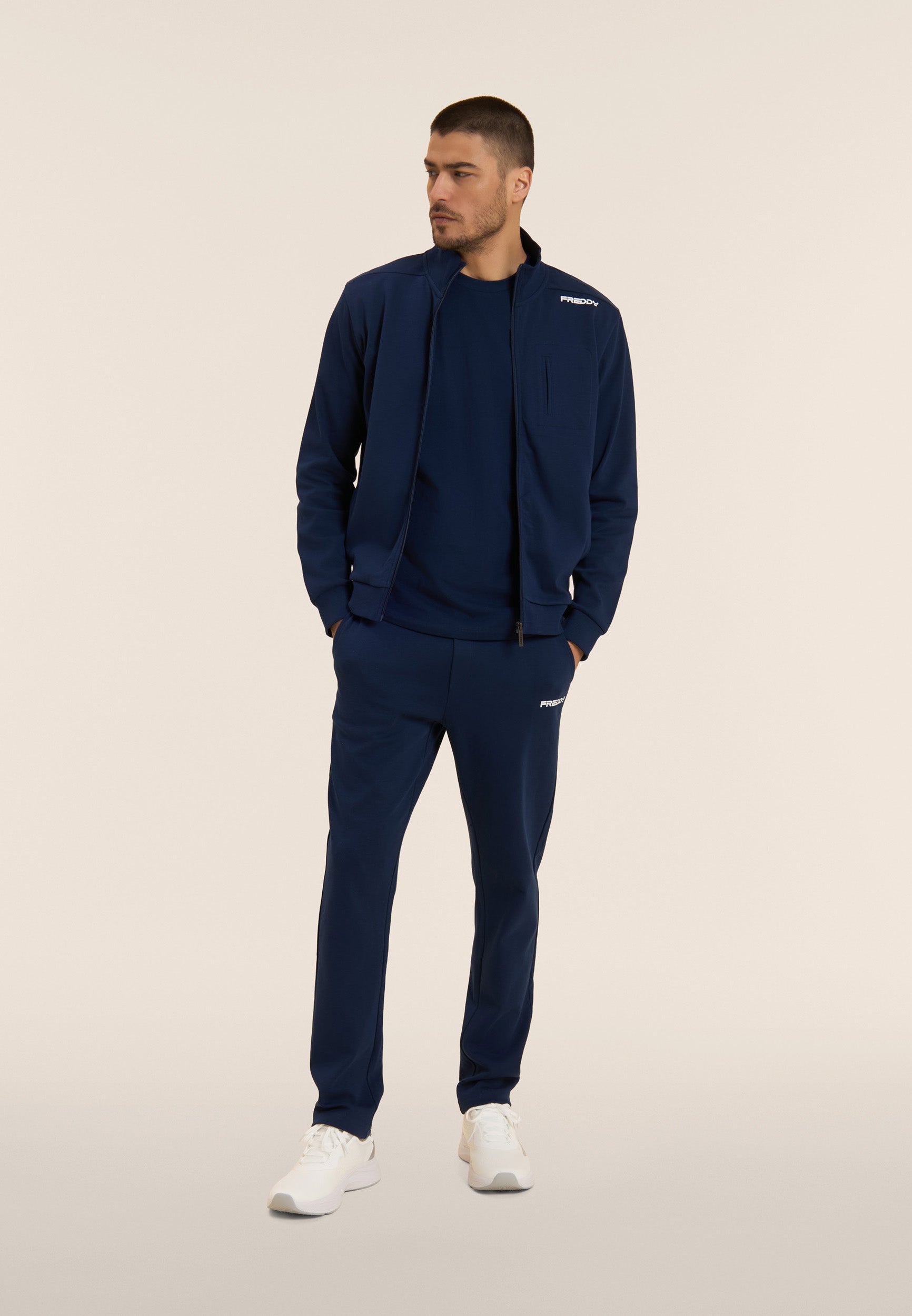 S26MESS2_B134_-_M_3XL 1