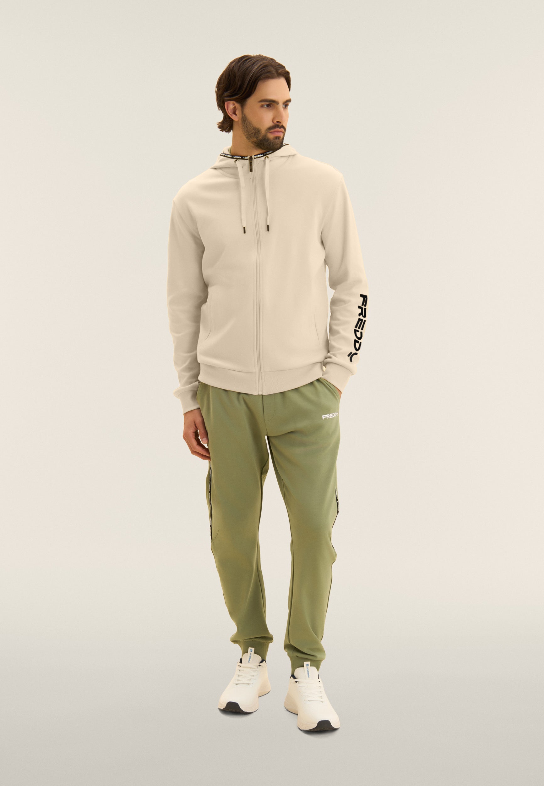 S26MESS3_W105_-_M_3XL 1