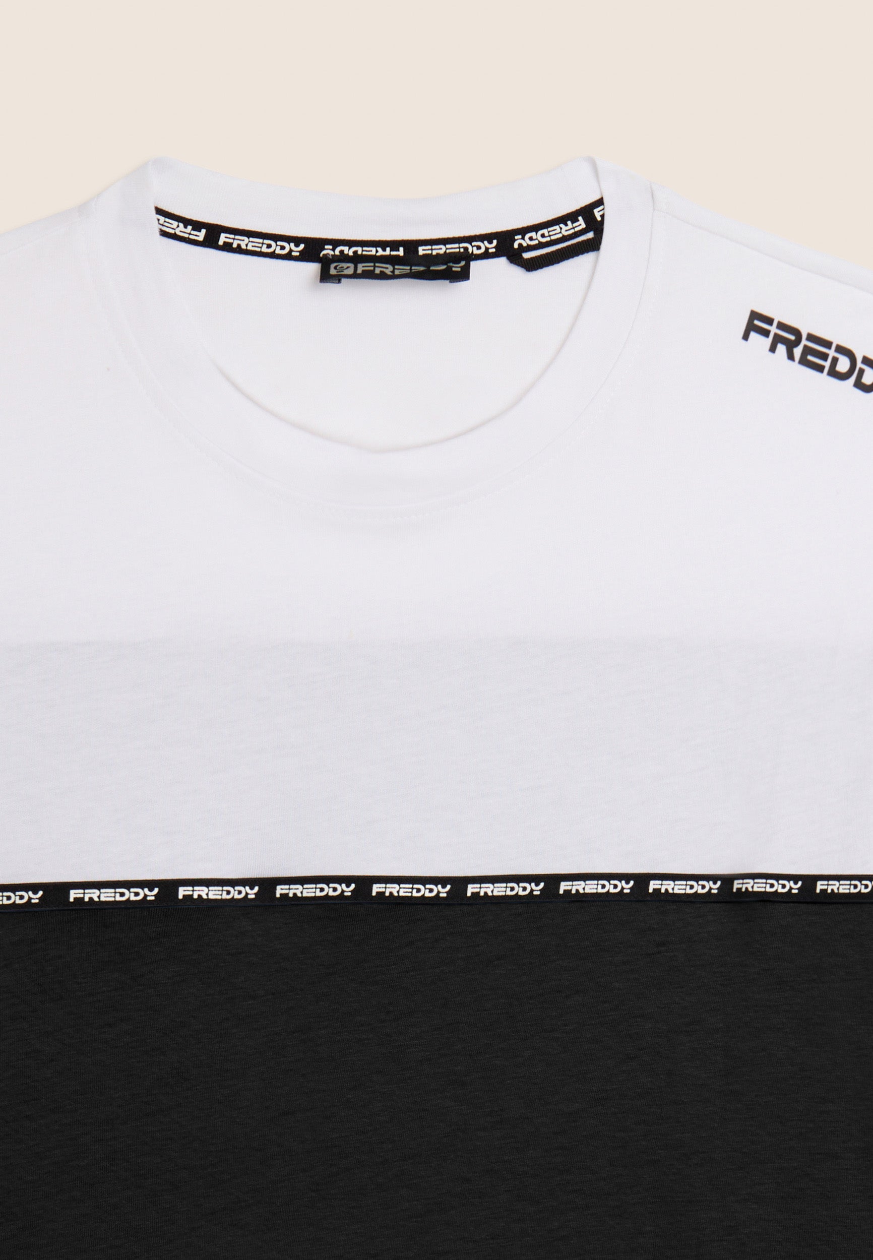 S26MEST2_NW_-_M_3XL 3