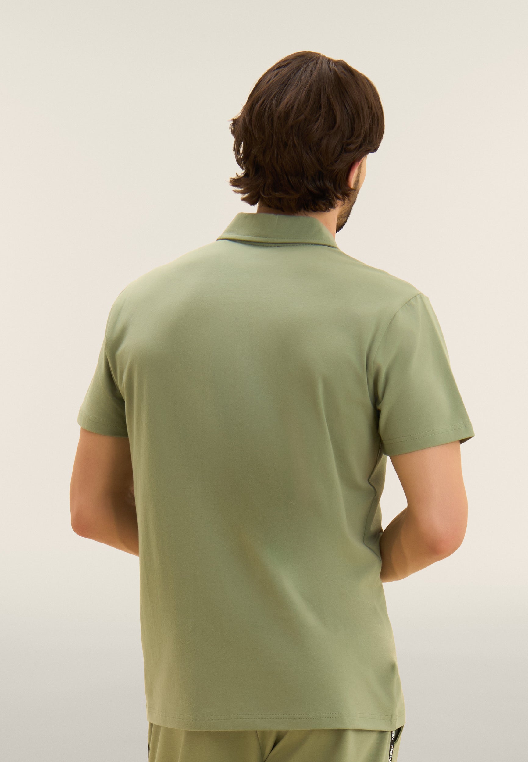 S26MEST3_V102_-_M_3XL 3