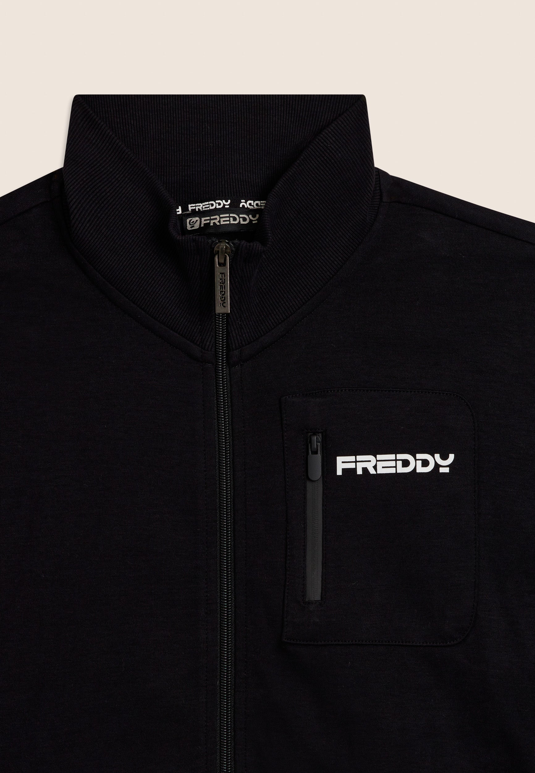 S26MTRK1_N_-_M_3XL 8