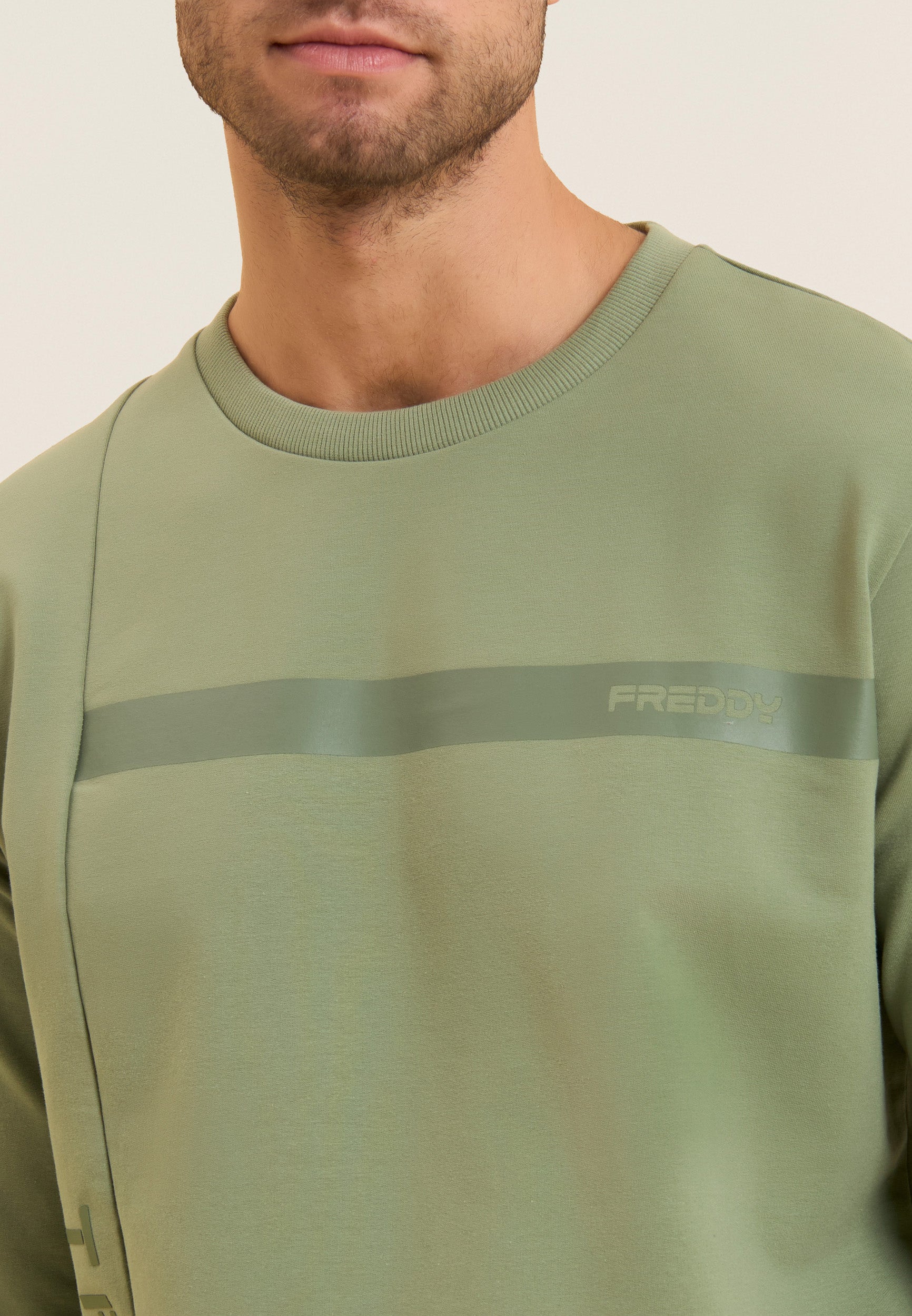 S26MTRS2_V102_-_M_3XL 4