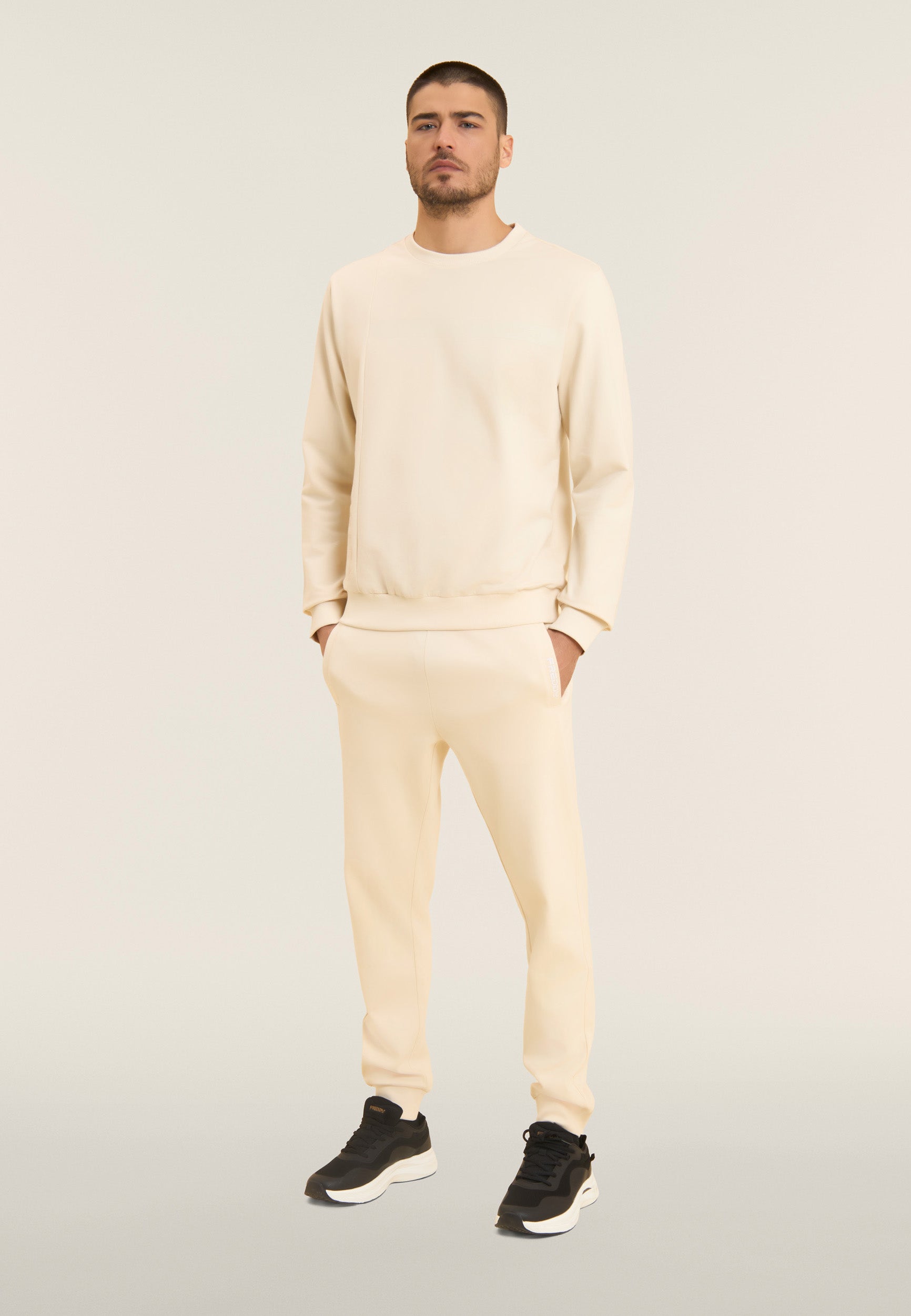 S26MTRS2_W105_-_M_3XL 5