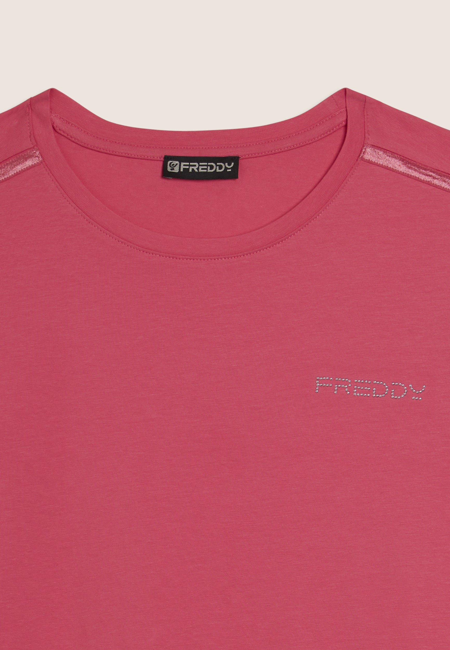 S26WCRD1_P102_-_W_L 3