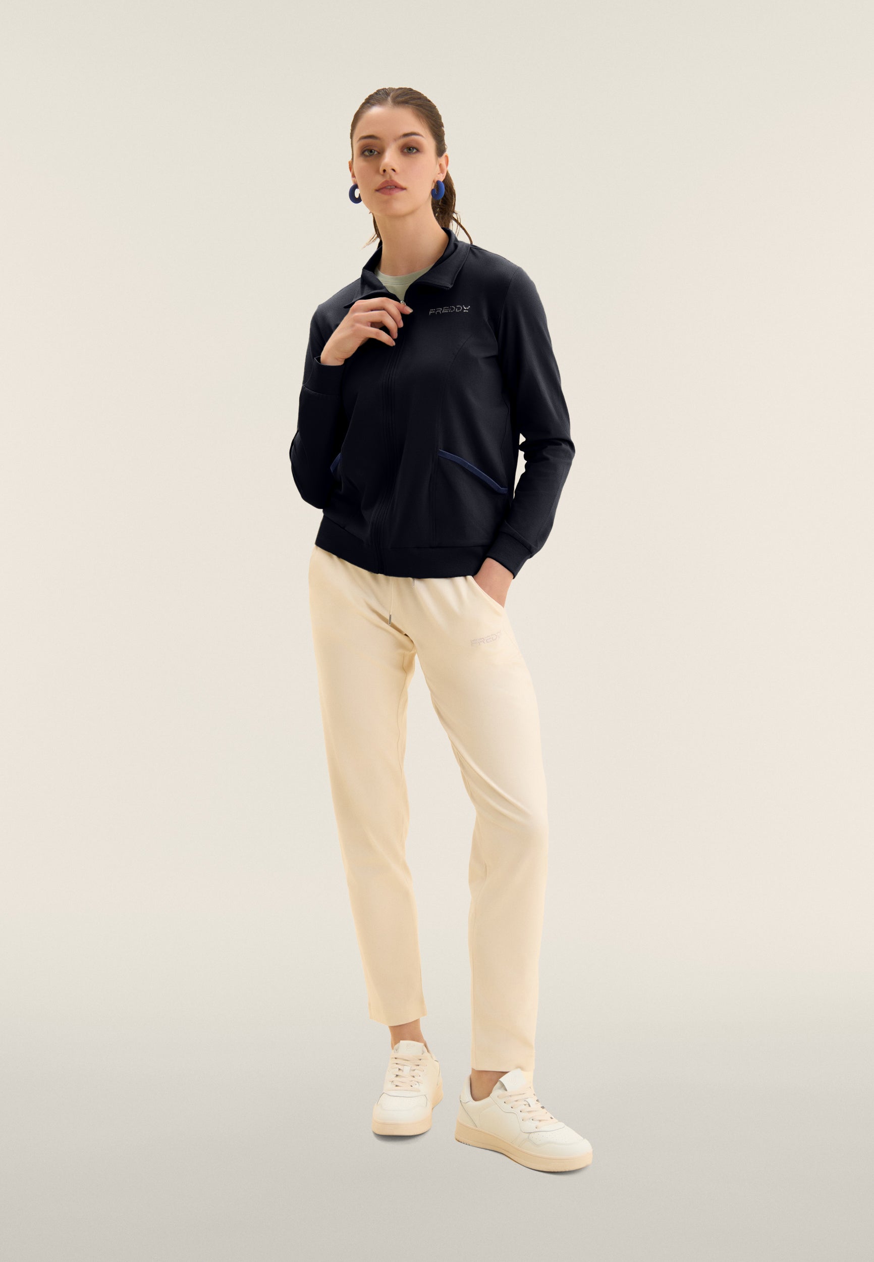 S26WCRS4_B109_-_W_L 1