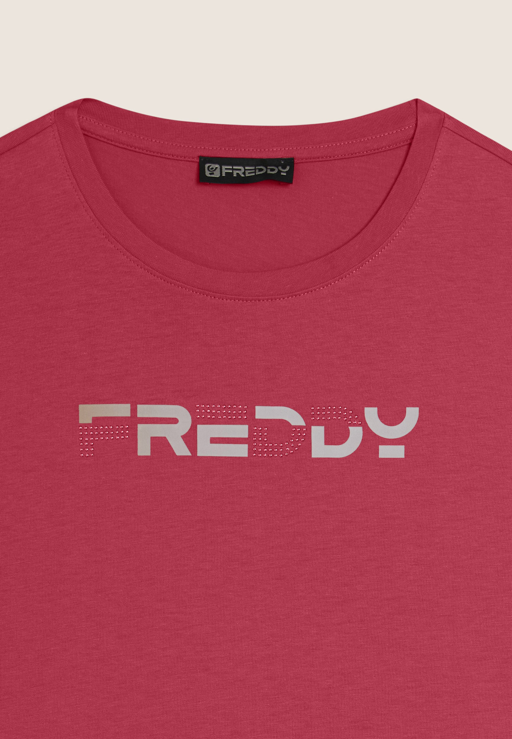 S26WCRT2_P102_-_W_L 3