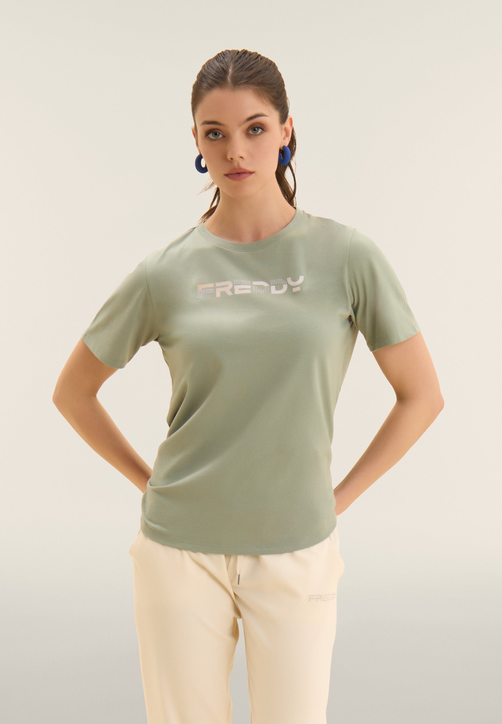 S26WCRT2_V96_-_W_L 2