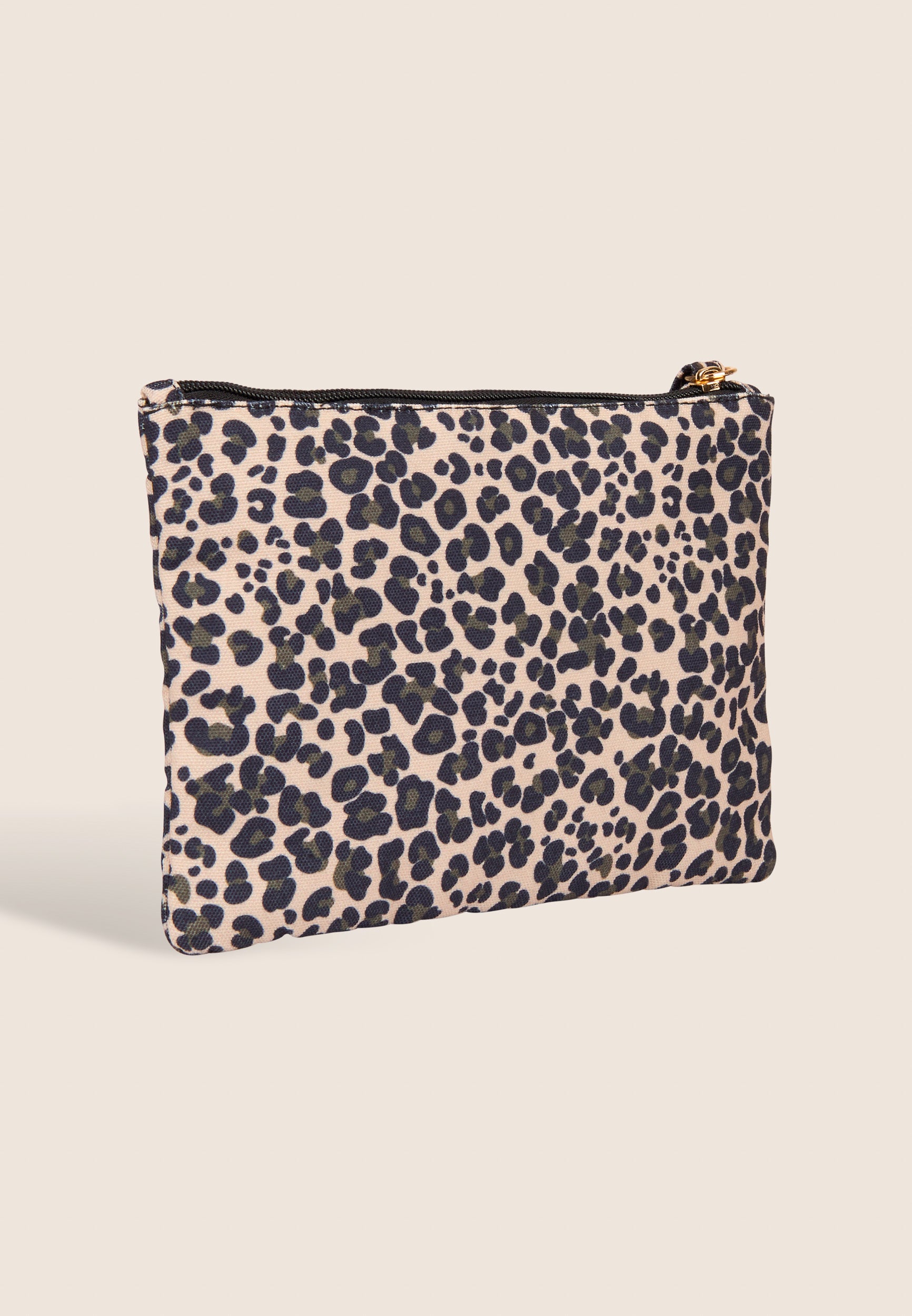 S26WFPALLOVER_ANI138_-_6_U 4