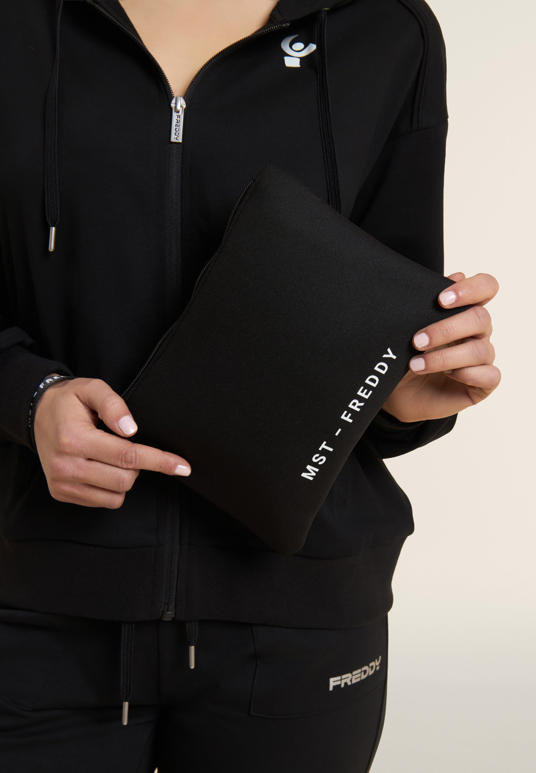 S26WFPNEOPRENE_N_-_6_U 2