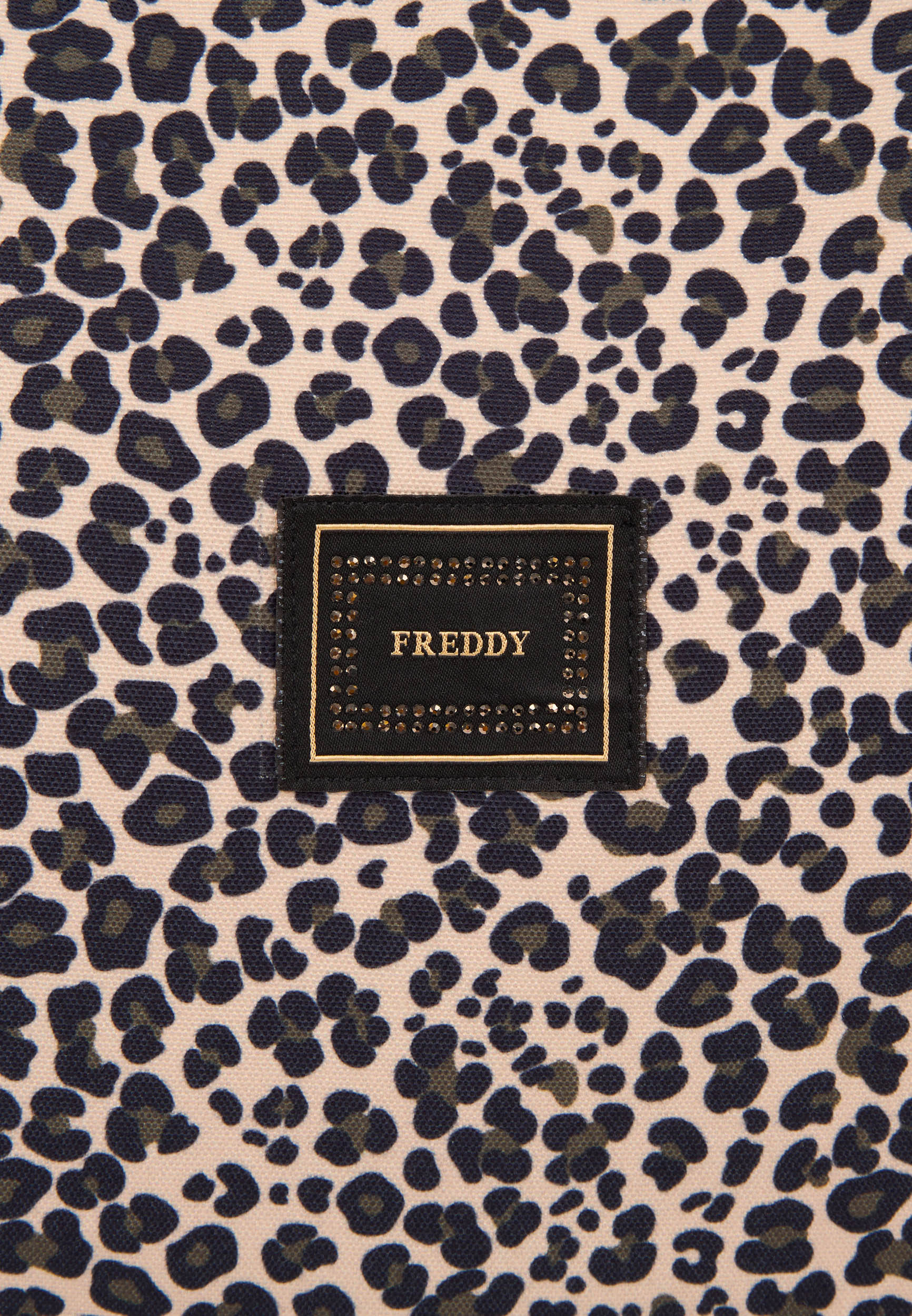 S26WSBALLOVER_ANI138_-_6_U 3