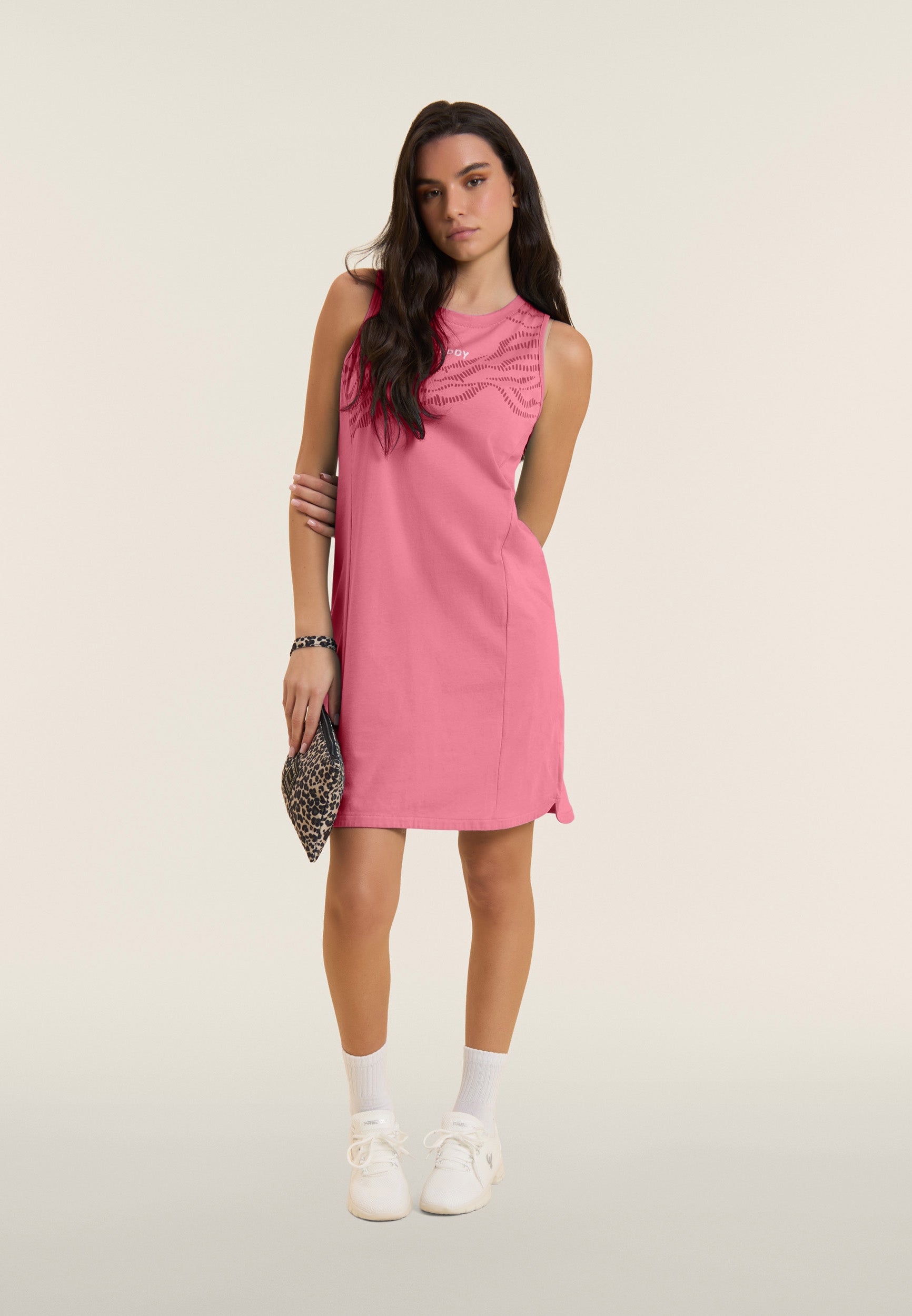 S26WTRD1_P47_-_W_L 1