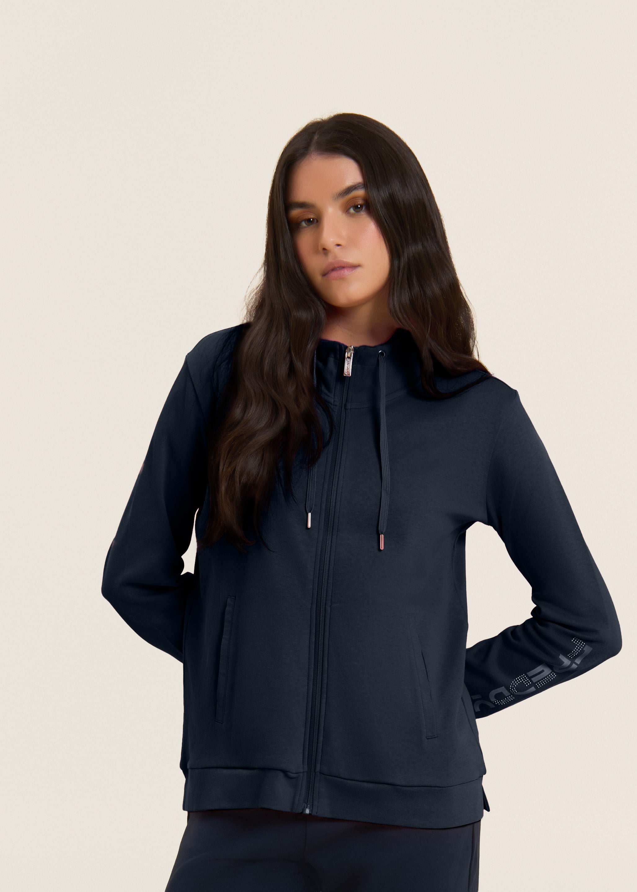 S26WTRK1_B109_-_W_L 1