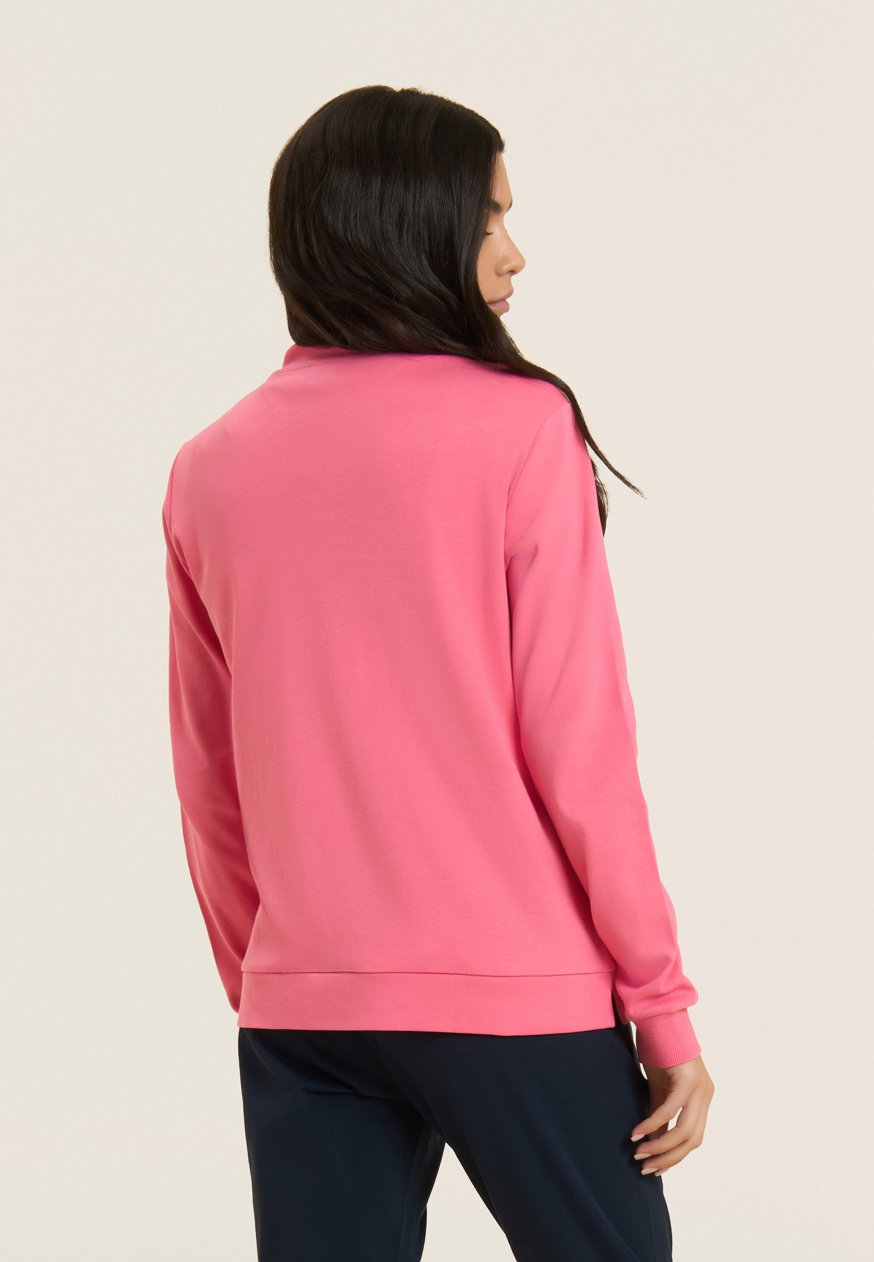 S26WTRK1_P102B_-_W_L 4