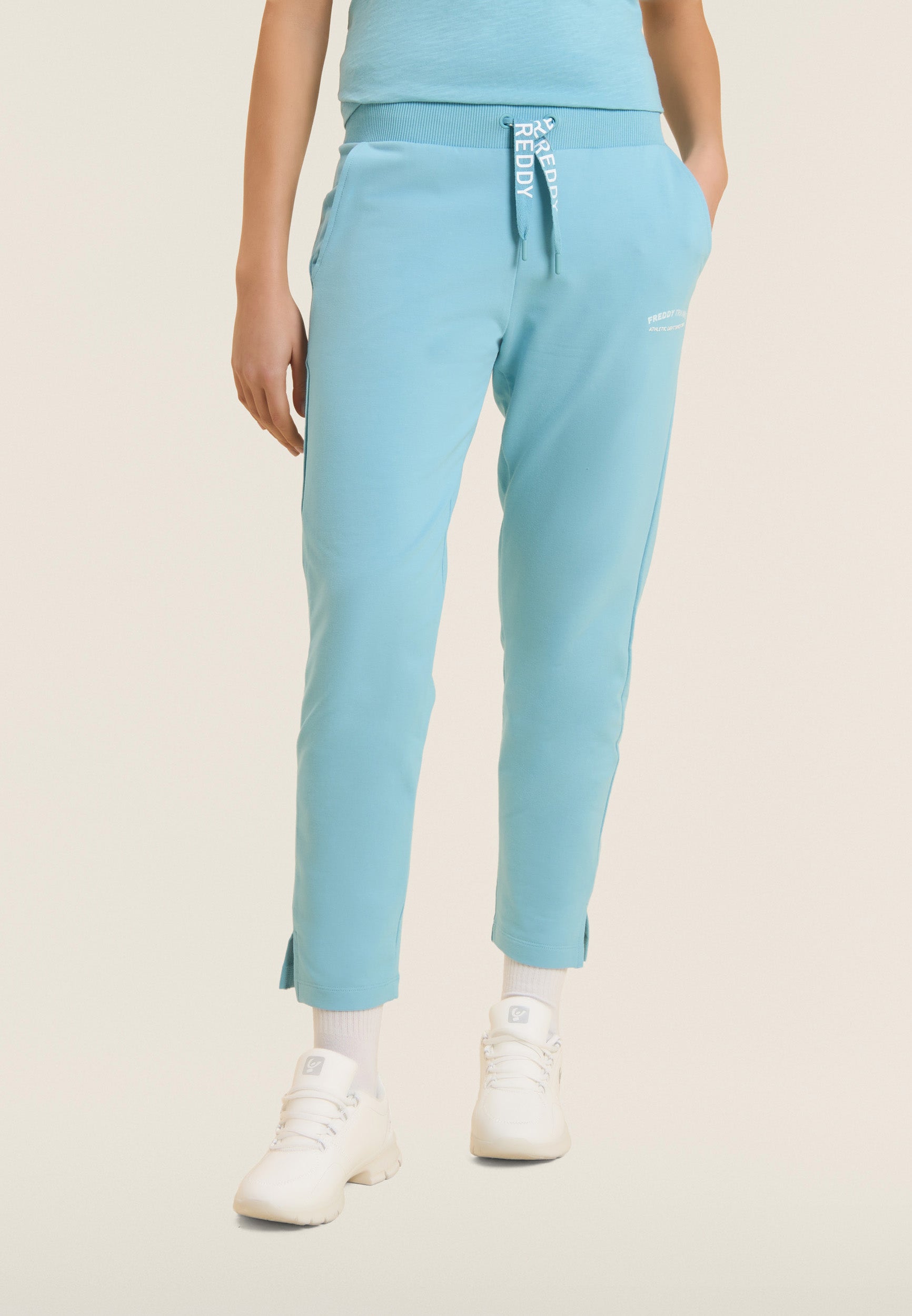 S26WTRP3_C69_-_W_L 2