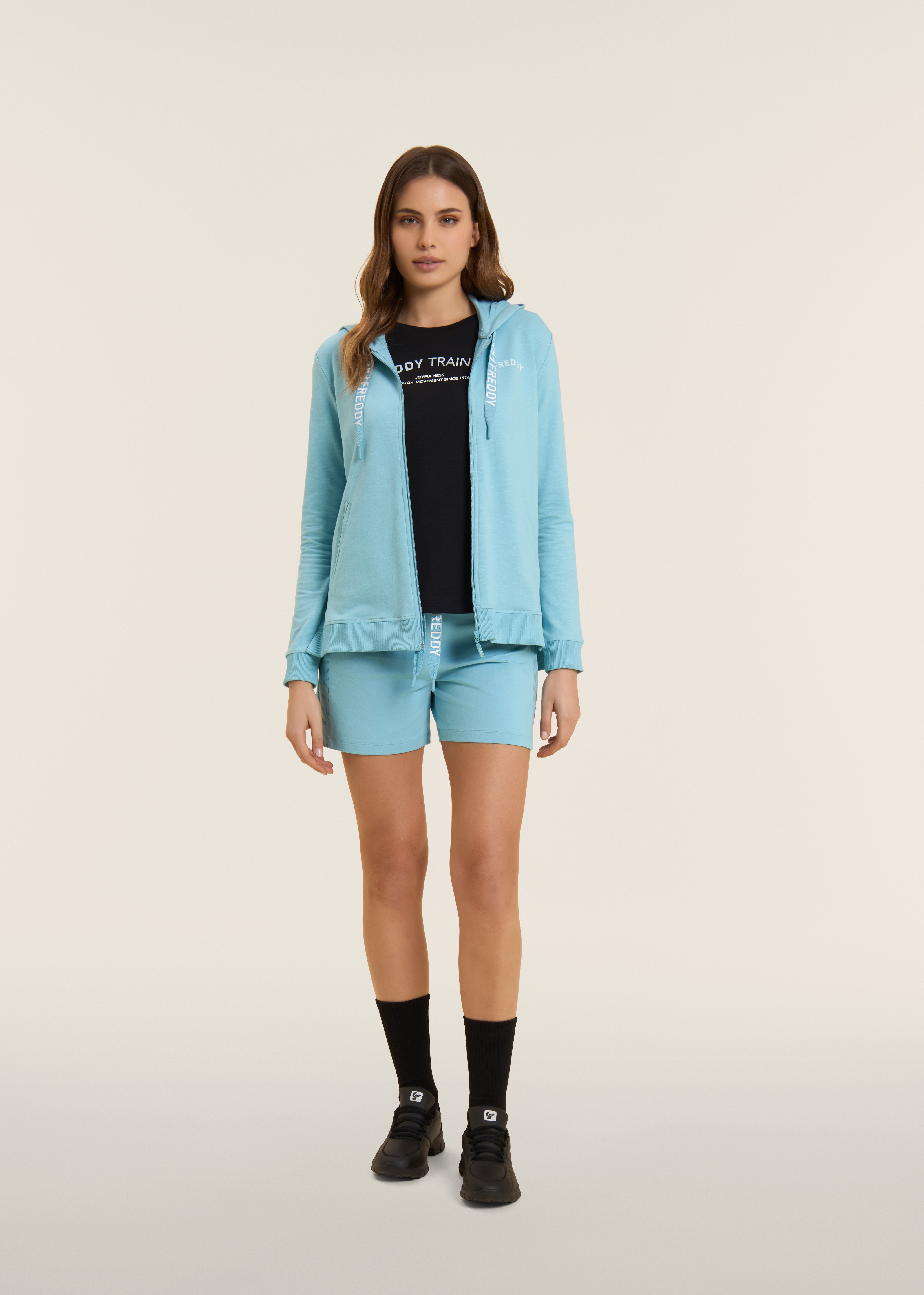 S26WTRS1_C69_-_W_L 1