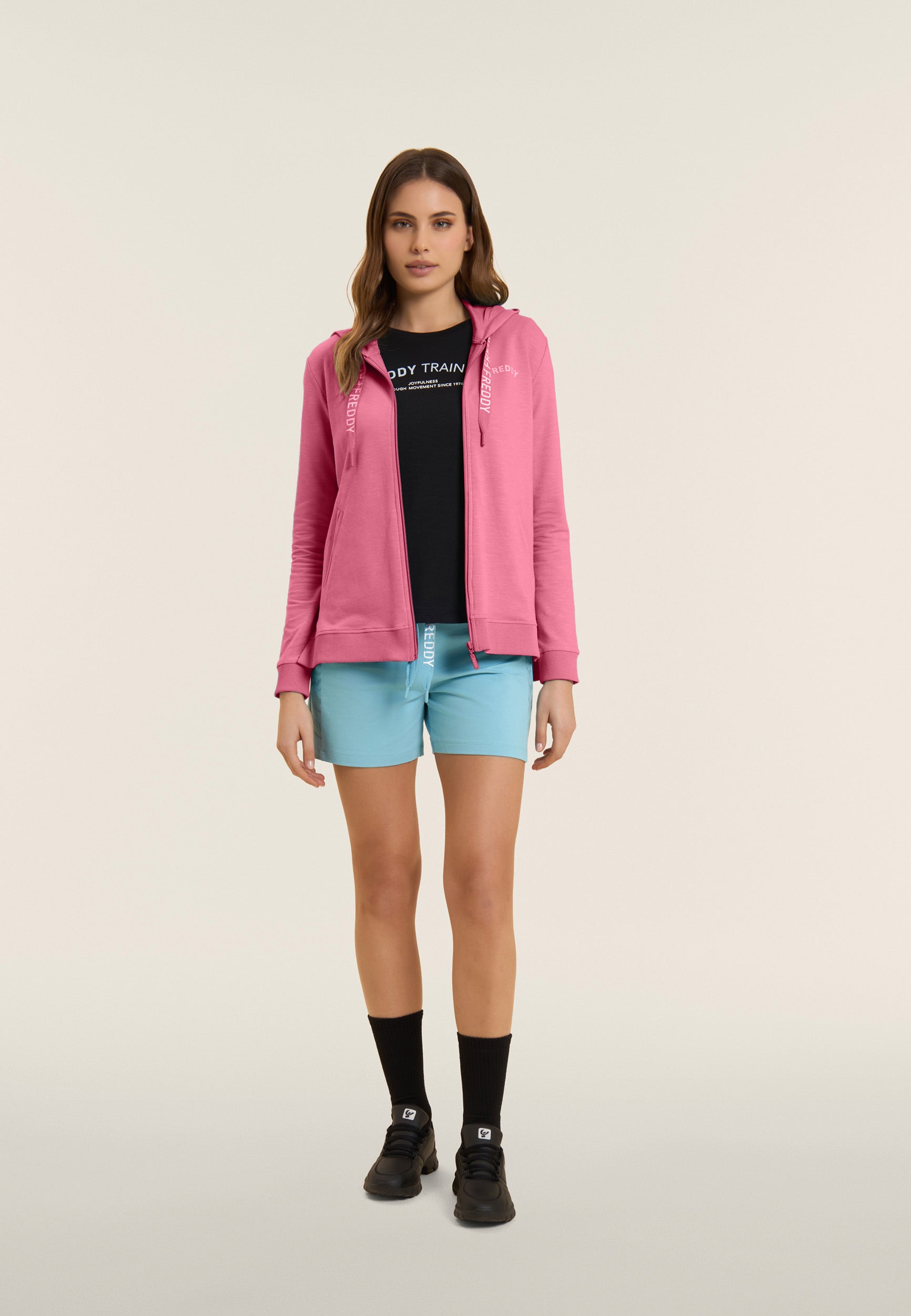 S26WTRS1_P47_-_W_L 1