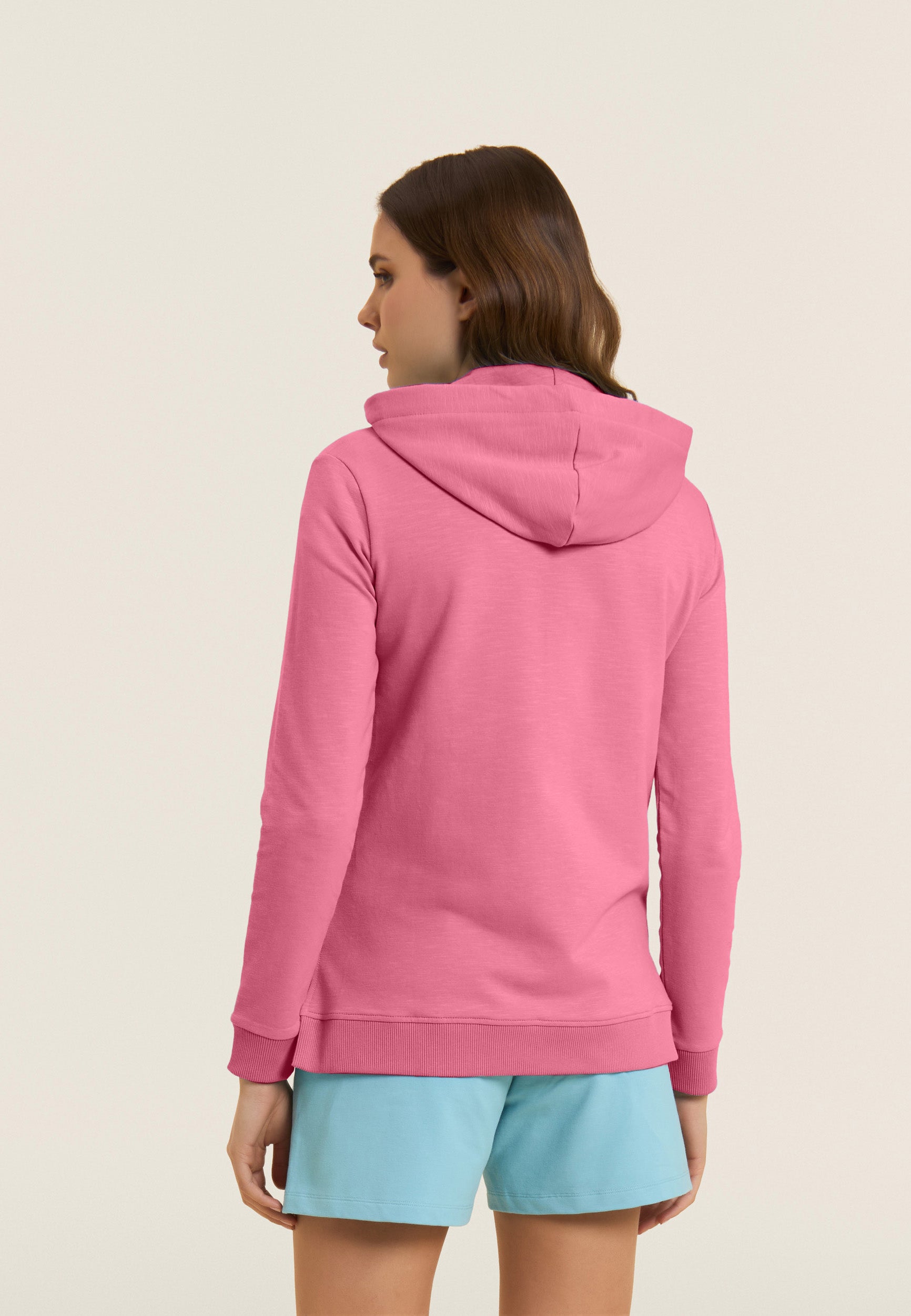 S26WTRS1_P47_-_W_L 3