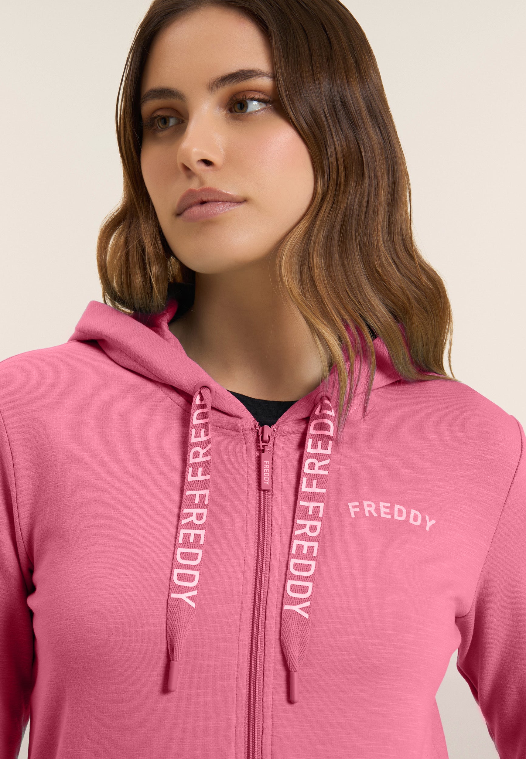 S26WTRS1_P47_-_W_L 4