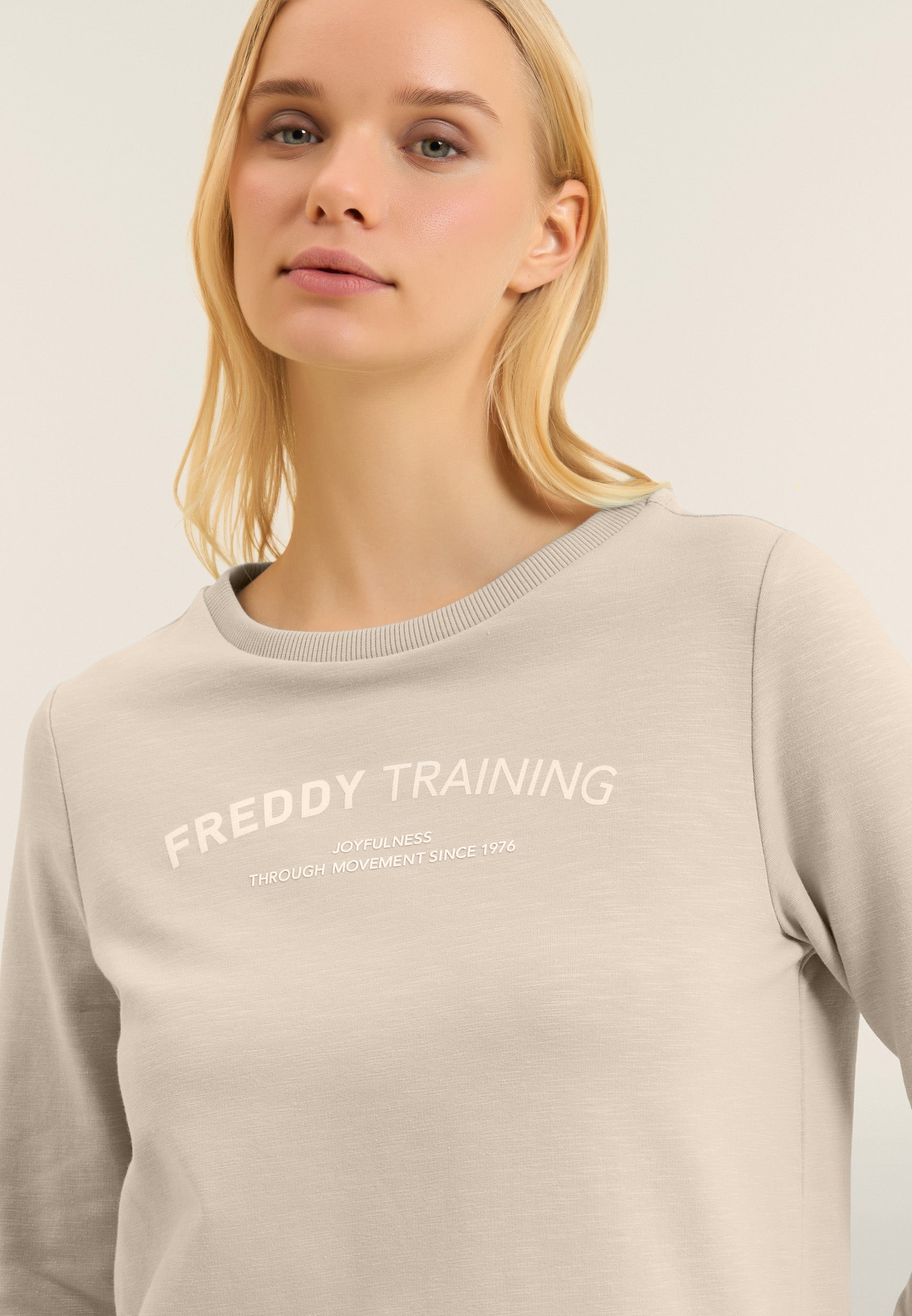 S26WTRS6_W33_-_W_L 4