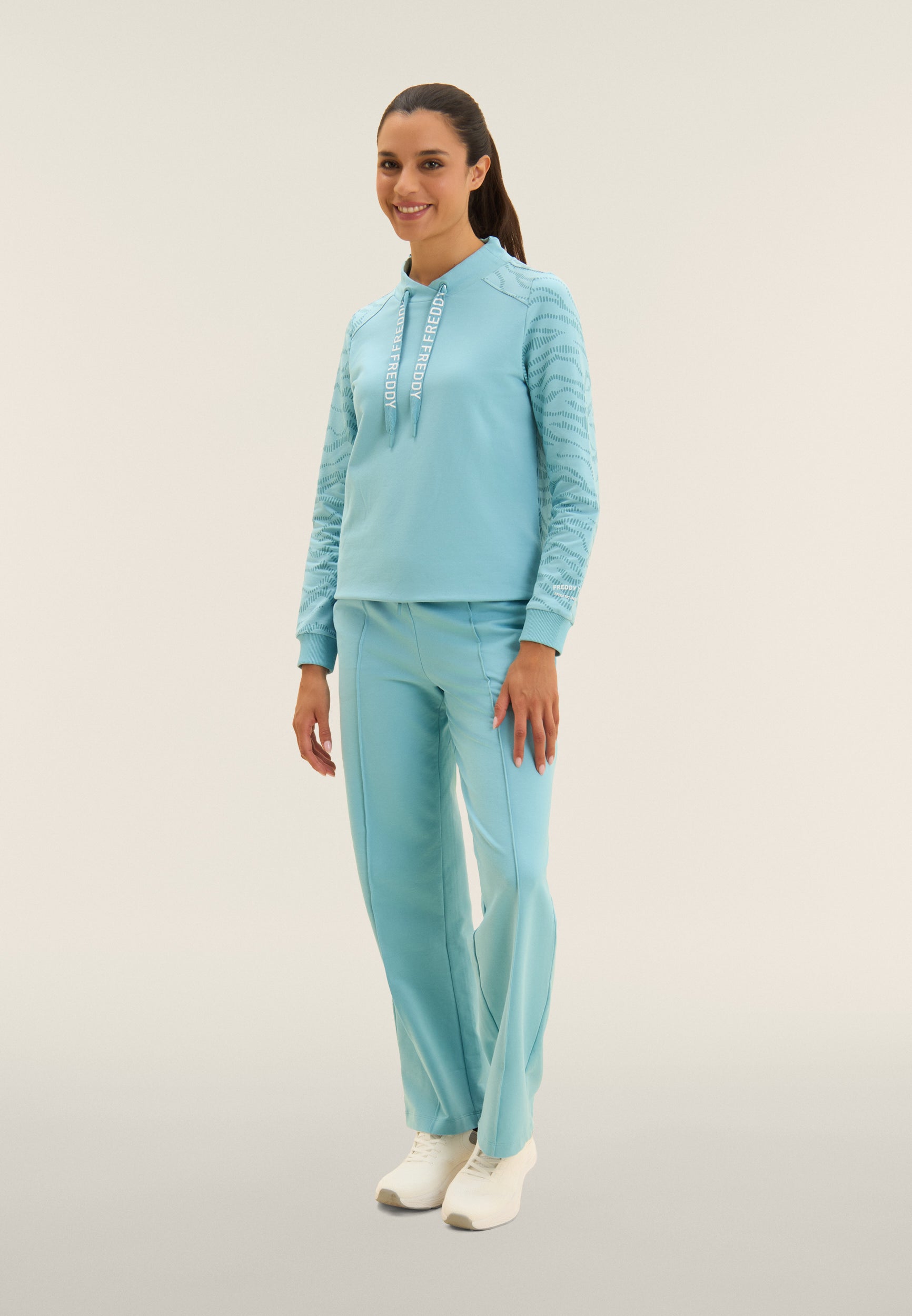 S26WTRS7_CAN135_-_W_L 1