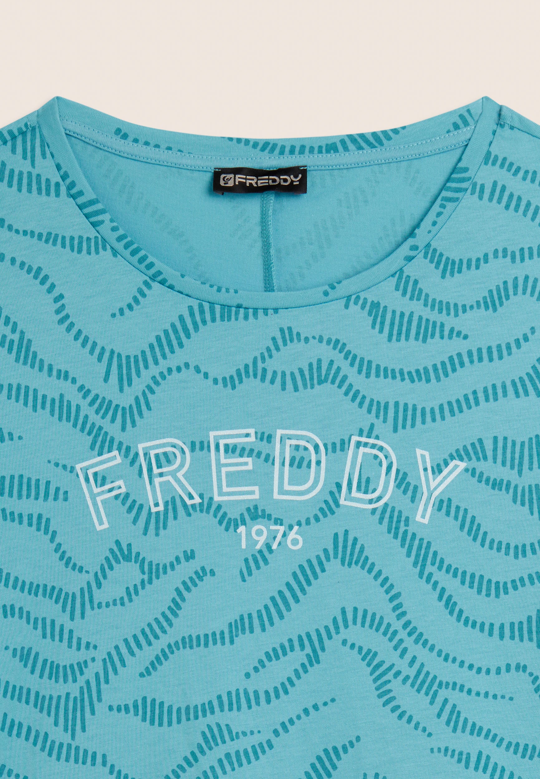 S26WTRT4C_ANI135_-_W_L 3