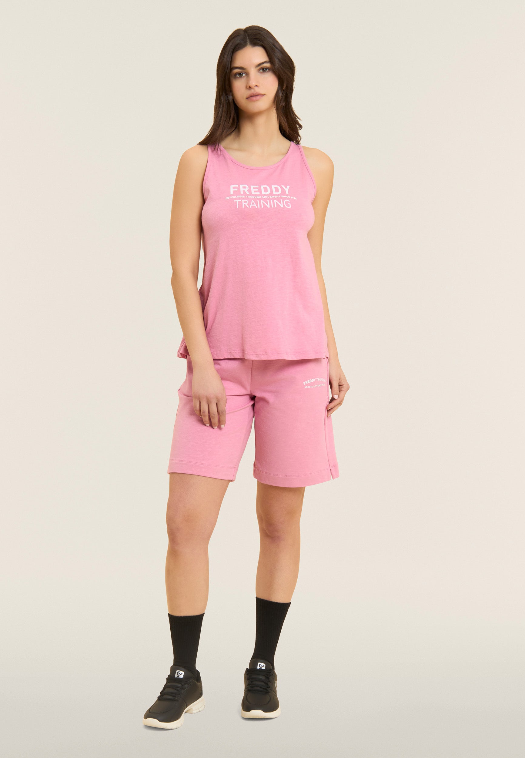 S26WTRT5_P47_-_W_L 1