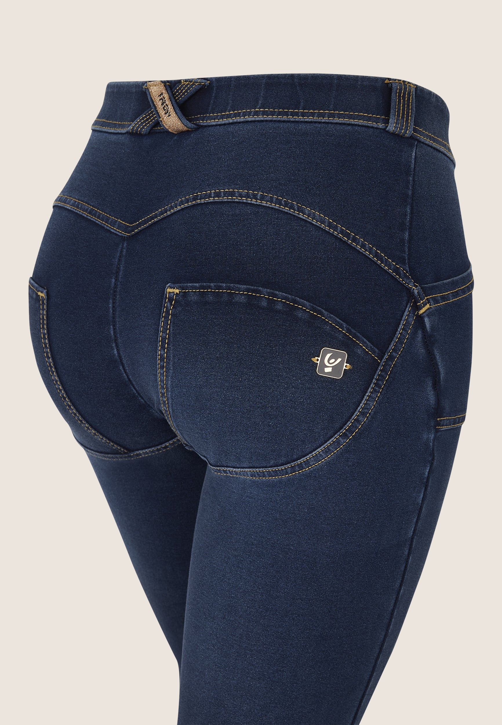 High waist WR.UP skinny jeggings with square pockets