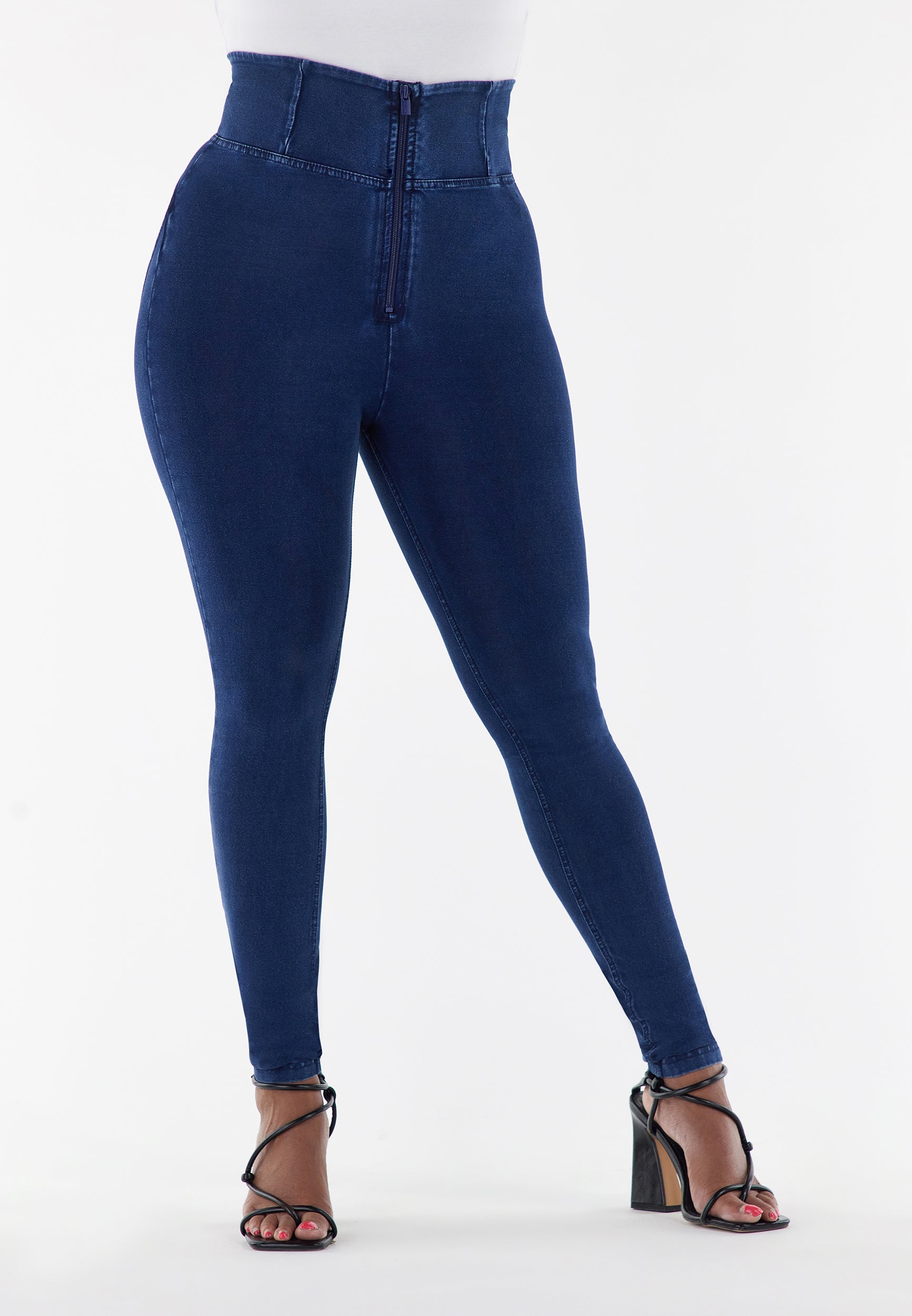 WR.UP® curvy push up jeggings with high waist, zip and