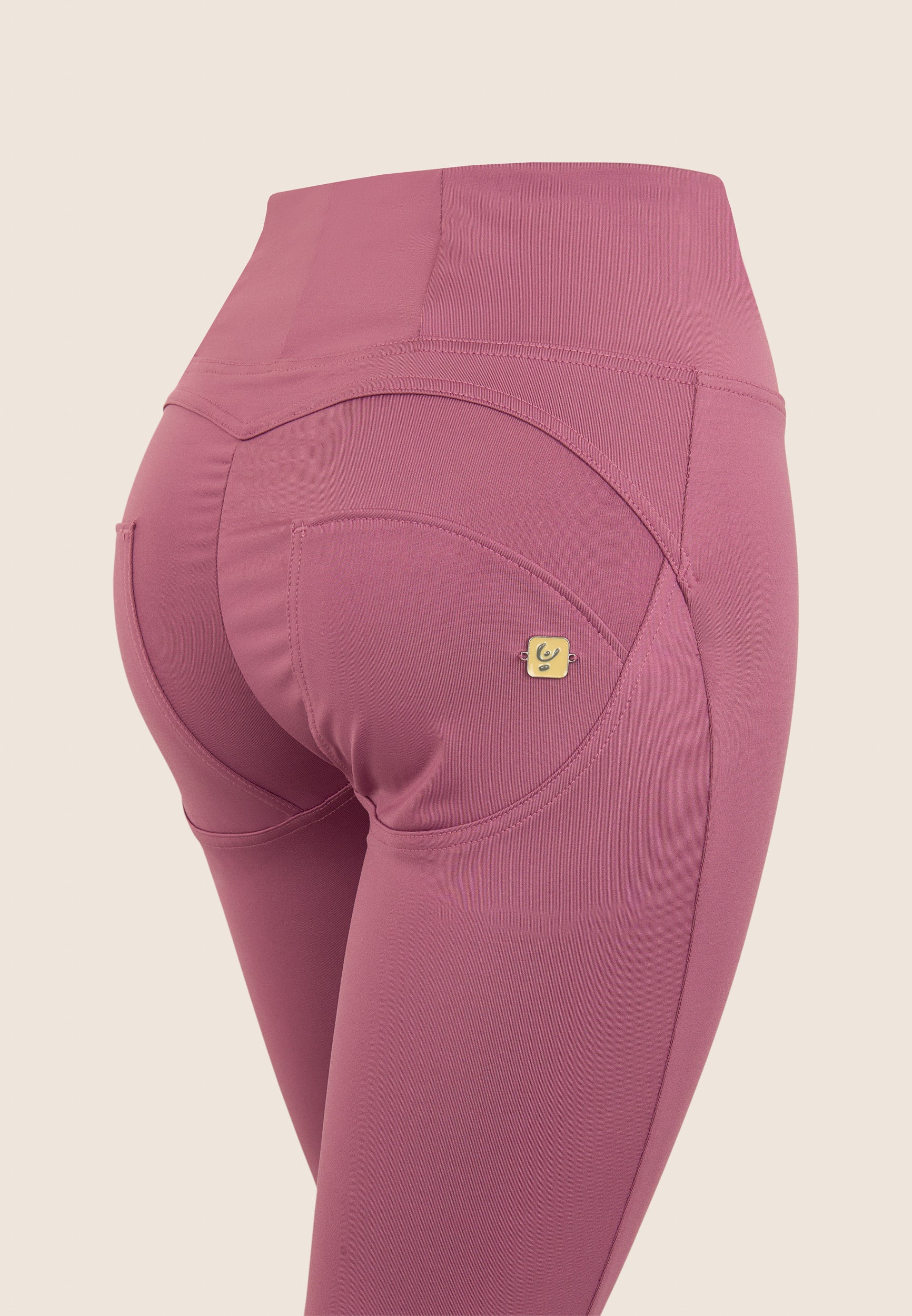 WRUP2HC004REC_P117_-_WWR_L 3