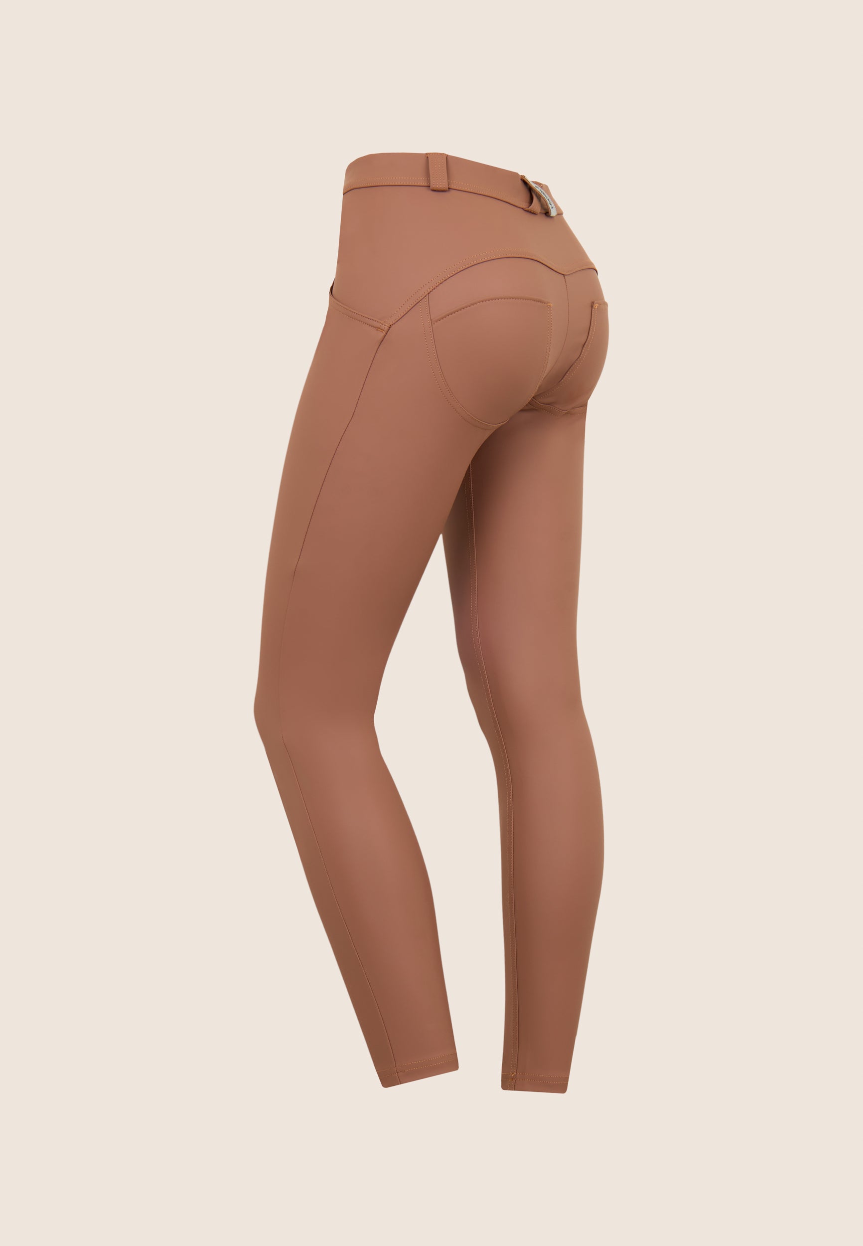 WRUP4HC006PREC_M103_-_WWR_L 2