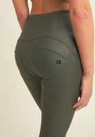 WRUP4HF2507_V143_-_WWR_3XL 5