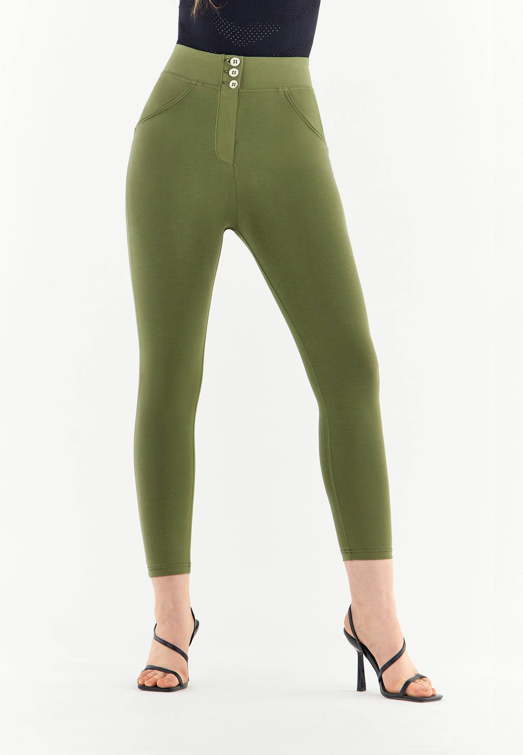 WRUP4MC001NS_V29_-_WWR_L 3