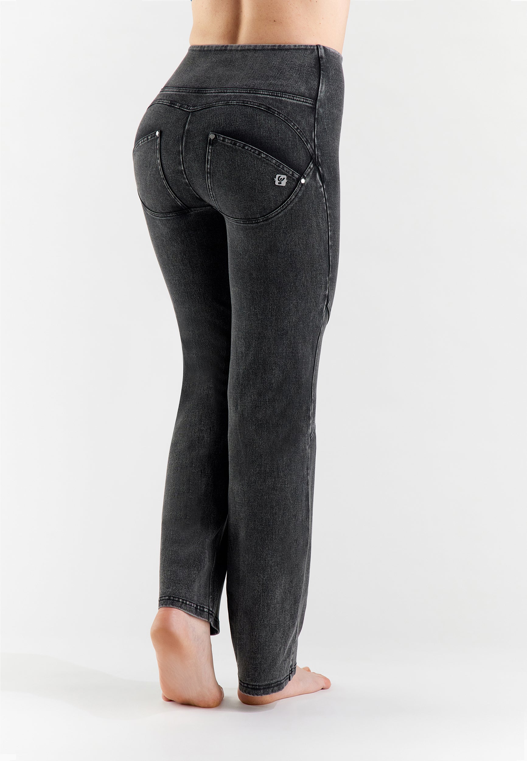 High waist wide leg WR.UP® shaping jeans in shuttle-woven denim