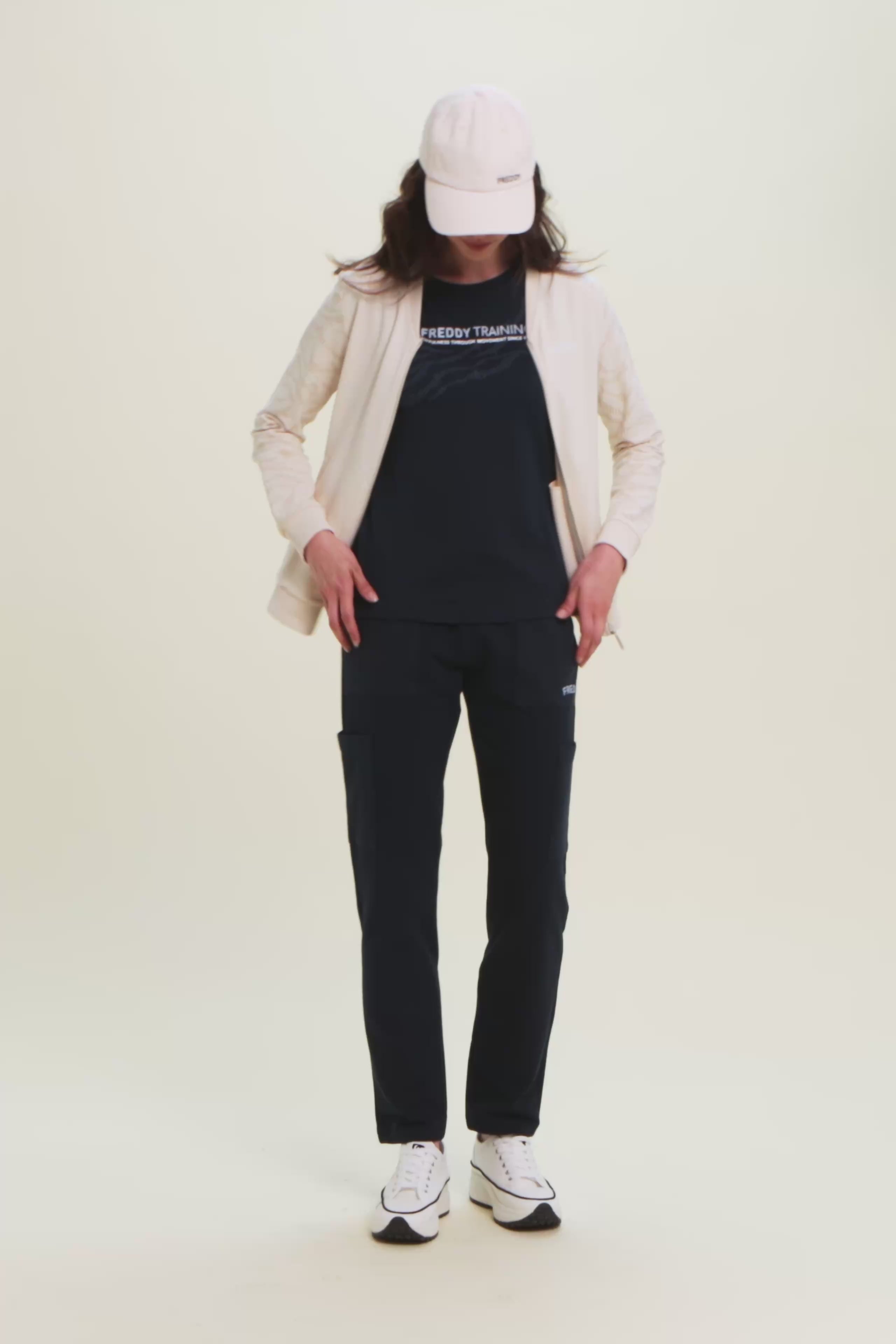 S26WTRS5_WAN137_-_W_XXS 5