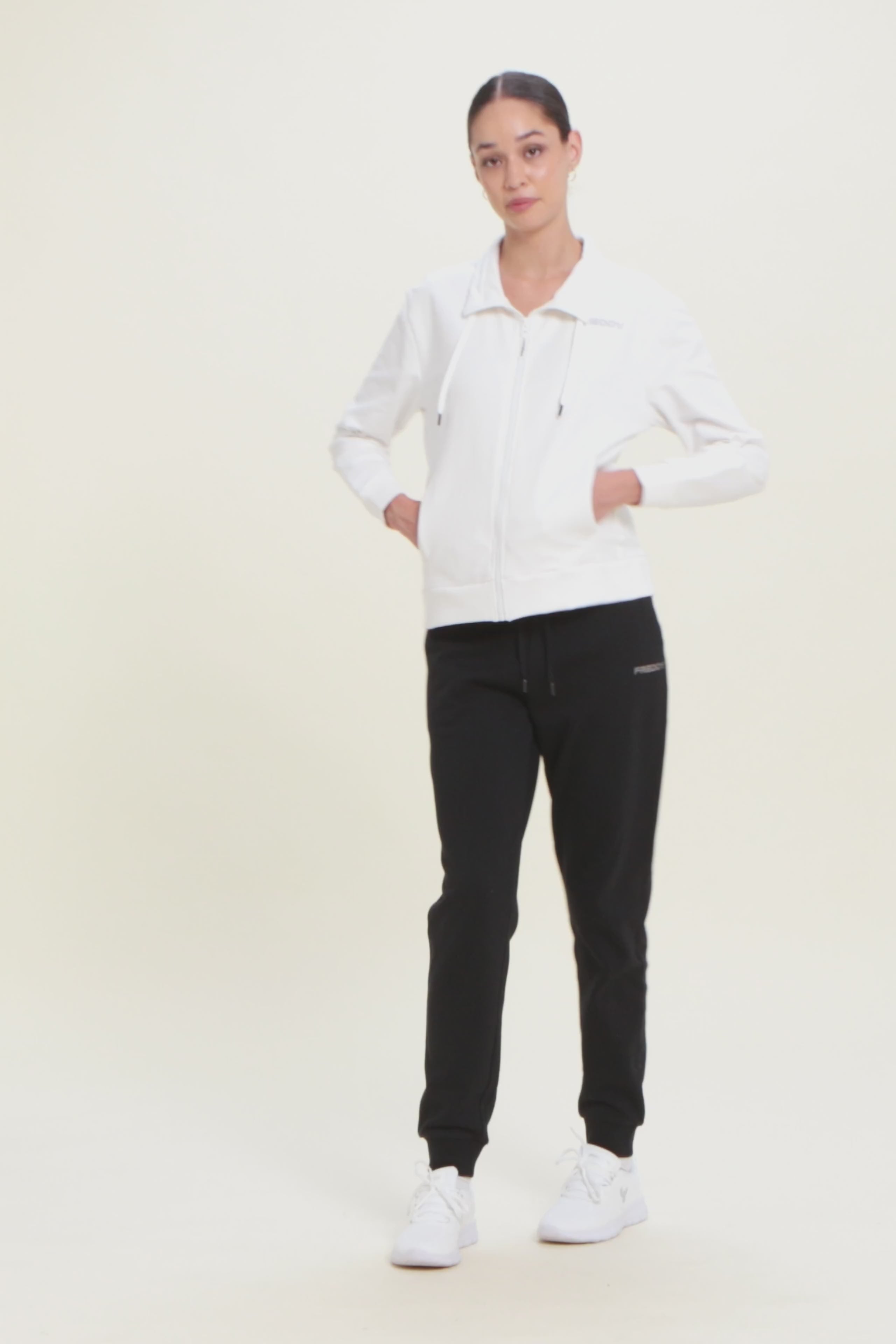 F25WMVS2_W77_-_W_XXS 8