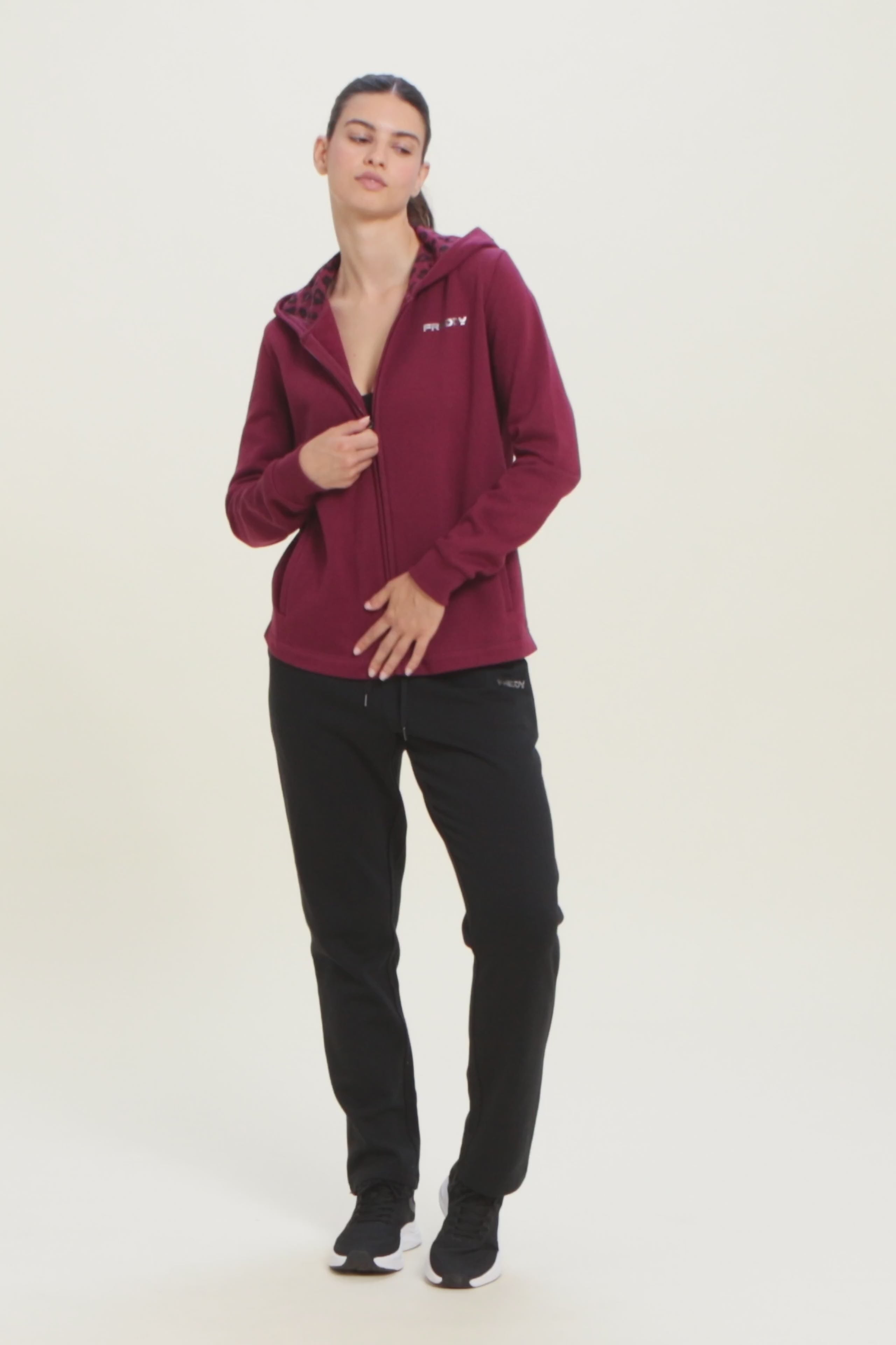 F25WTRK3_K85N_-_W_XXX 10